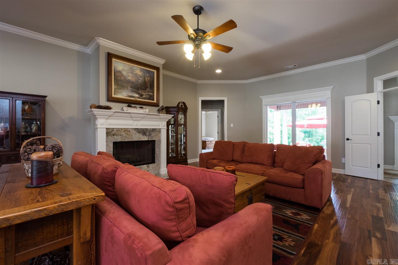 MAUMELLE VALLEY ESTATES - Residential