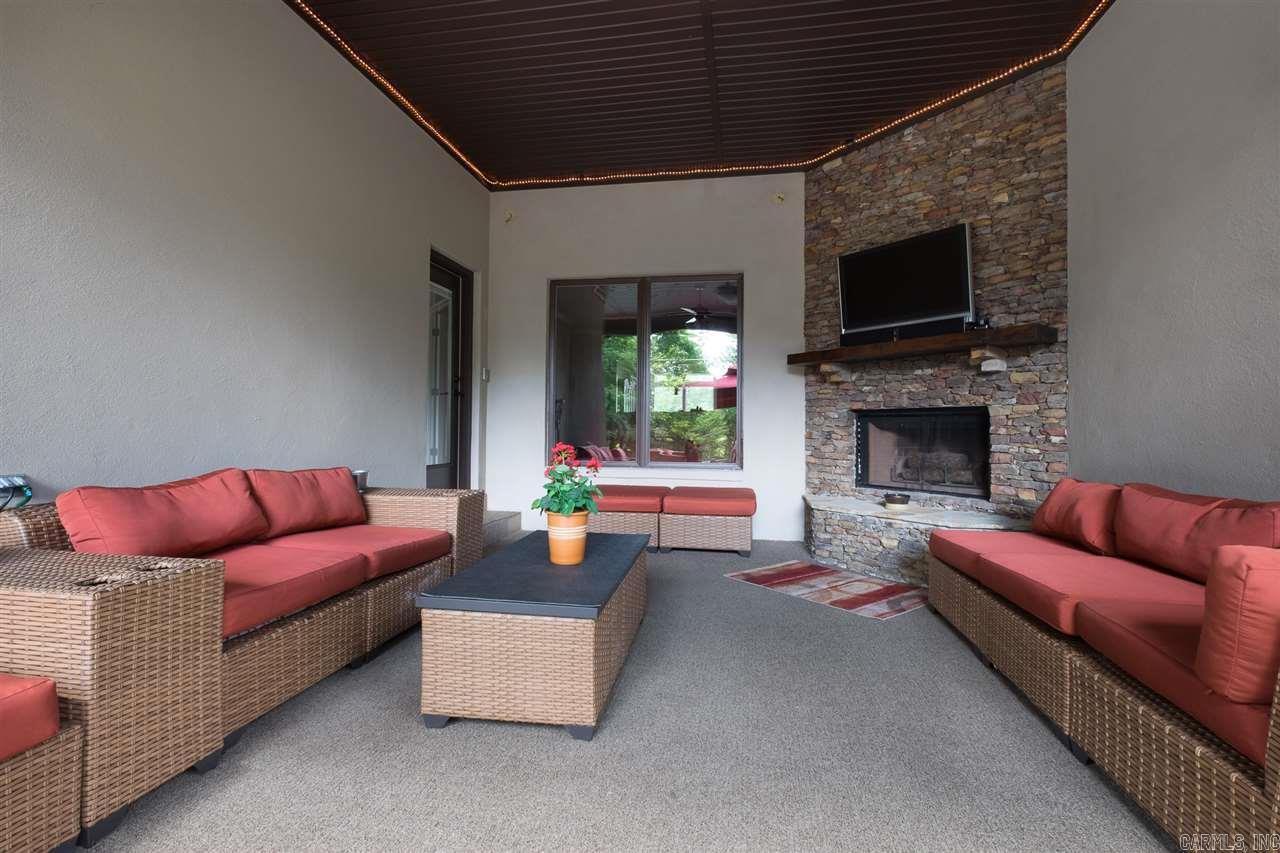 MAUMELLE VALLEY ESTATES - Residential