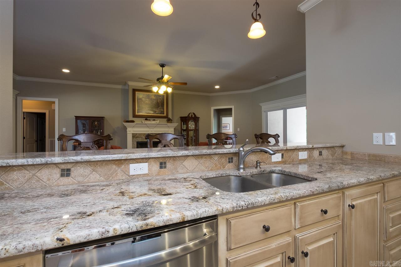 MAUMELLE VALLEY ESTATES - Residential