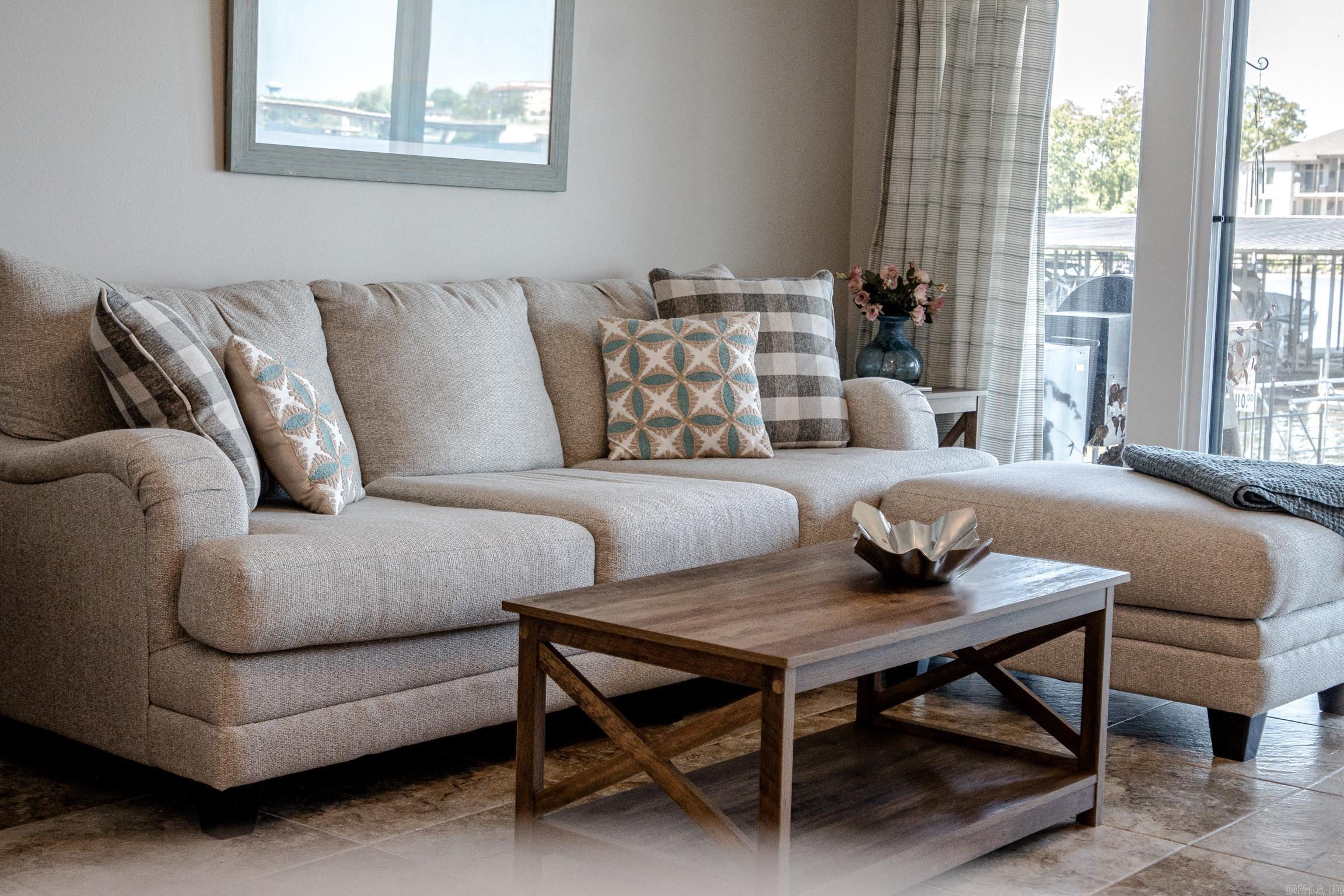 SOUTH SHORE HPR - Residential