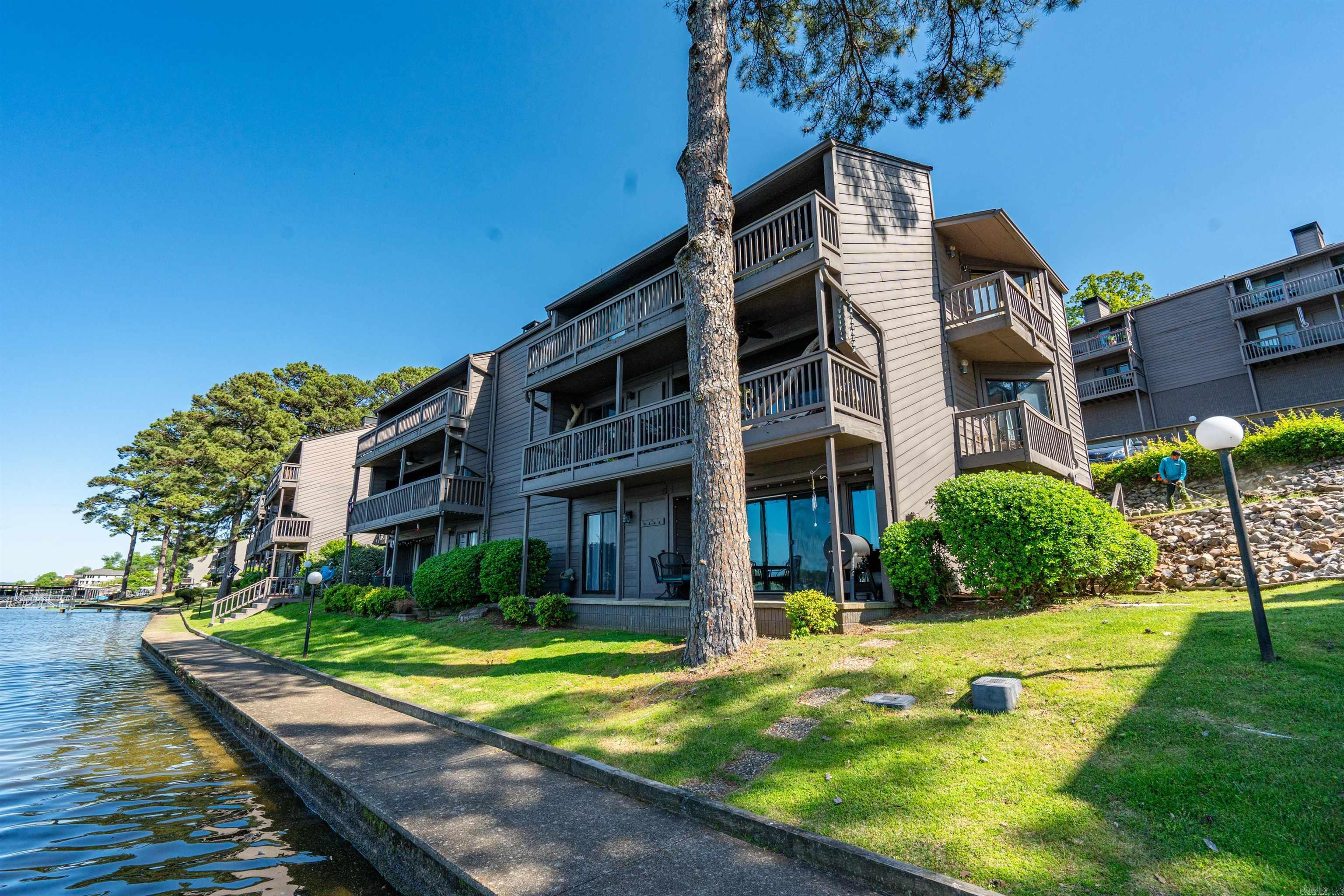 SOUTH SHORE HPR - Residential