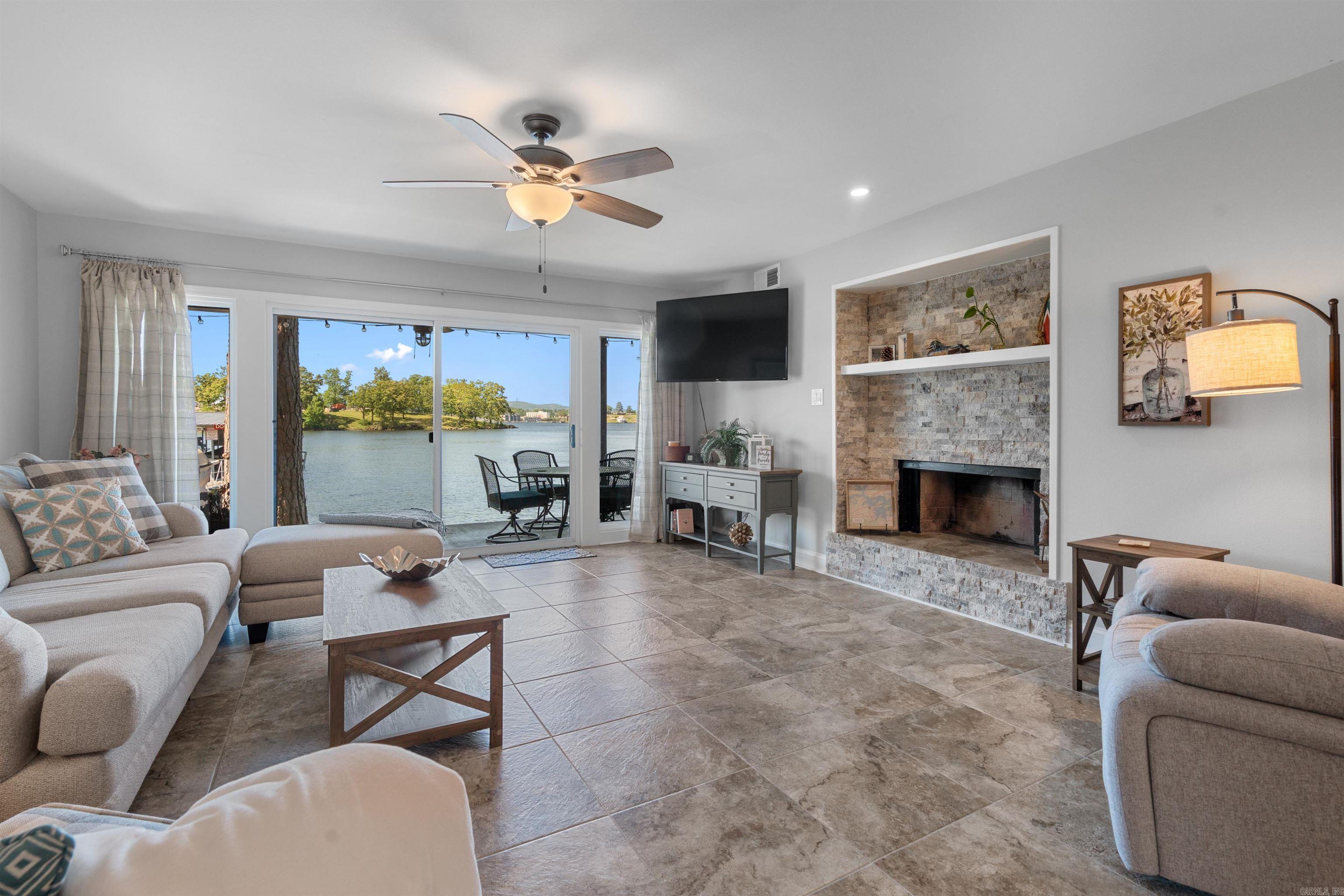 SOUTH SHORE HPR - Residential