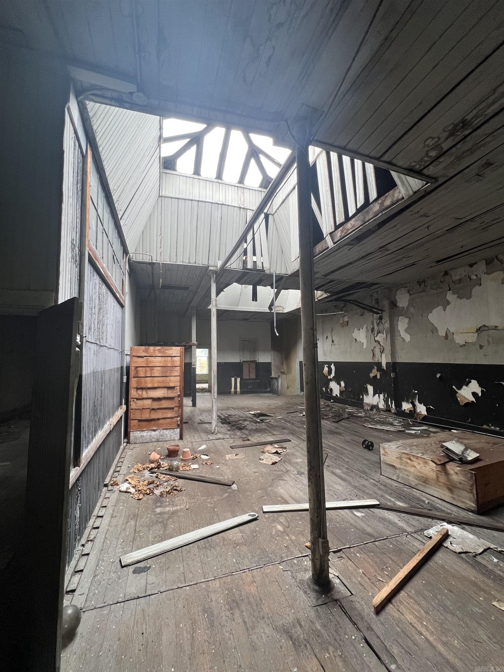 Old Town - Commercial Sale