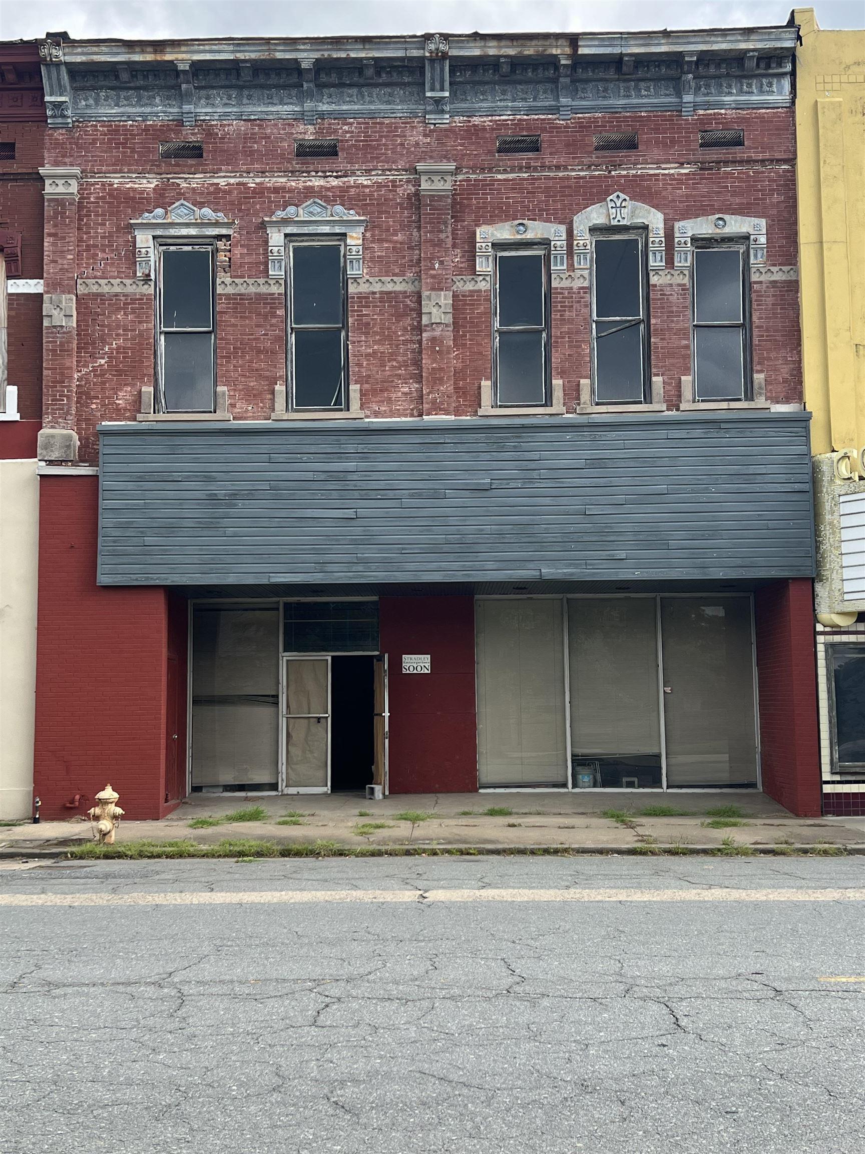 Old Town - Commercial Sale