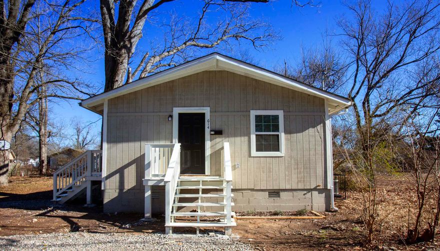 Half off first month's rent  Great 3BD in NLR that is currently being remodeled. New paint and flooring throughout. Granite counters in the kitchen. The lease for this property is for 2 years with a 3% increase after the first year. Income has to be 3x the amount of rent unless you have a housing voucher.   **ALL PROPERTIES MAY NOT BE MOVE-IN READY**