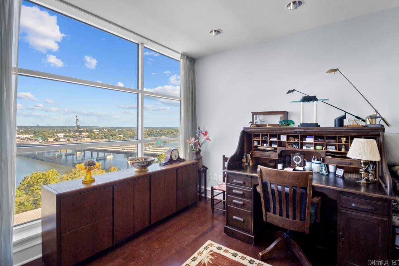 CLINTON & SHERMAN HPR - Residential