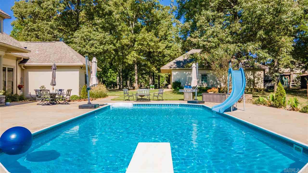 LYNNFIELD CE - Residential