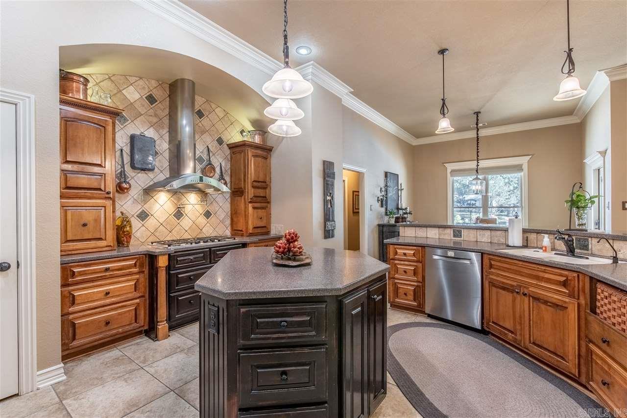 LYNNFIELD CE - Residential