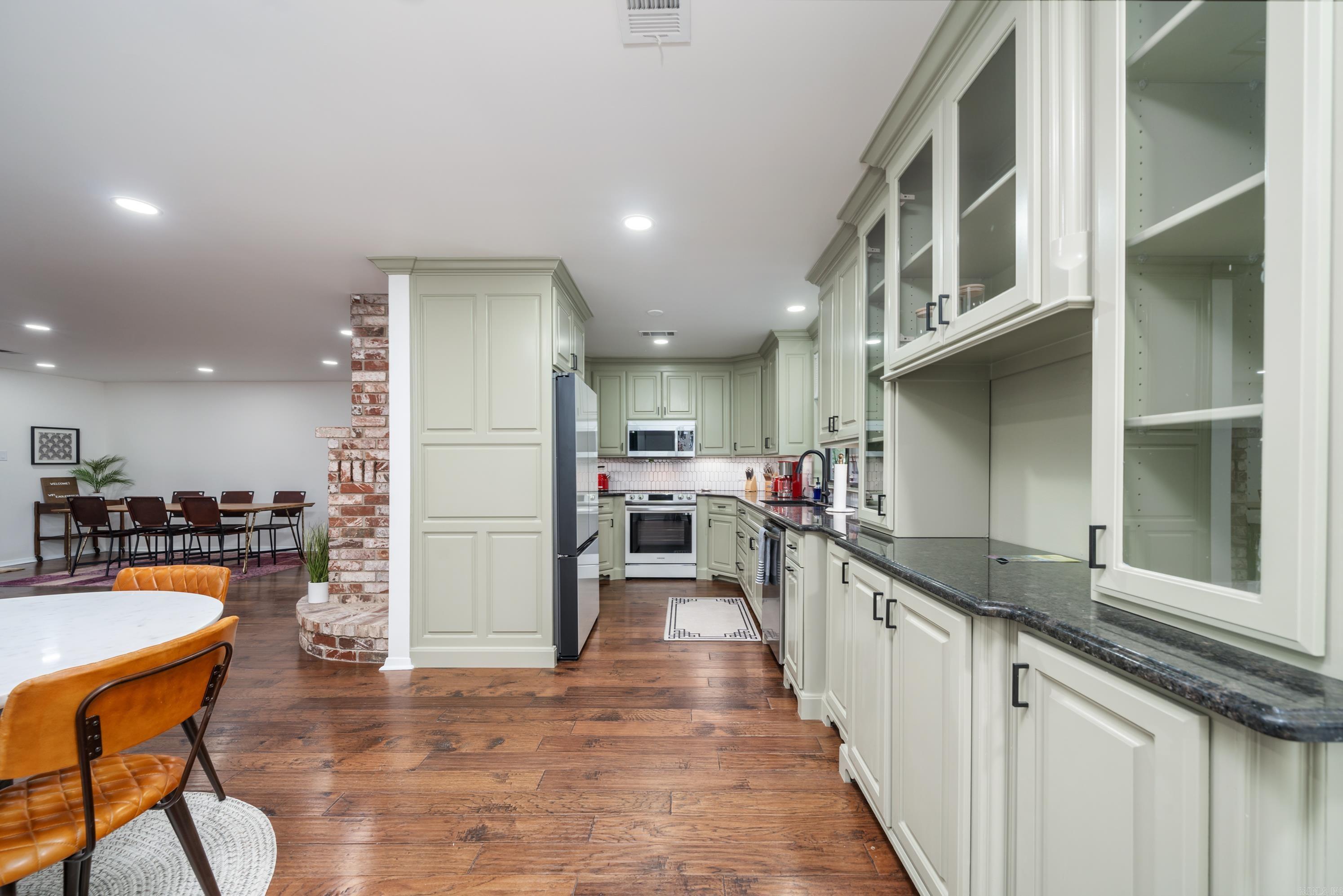 Parkshores #2 - Residential