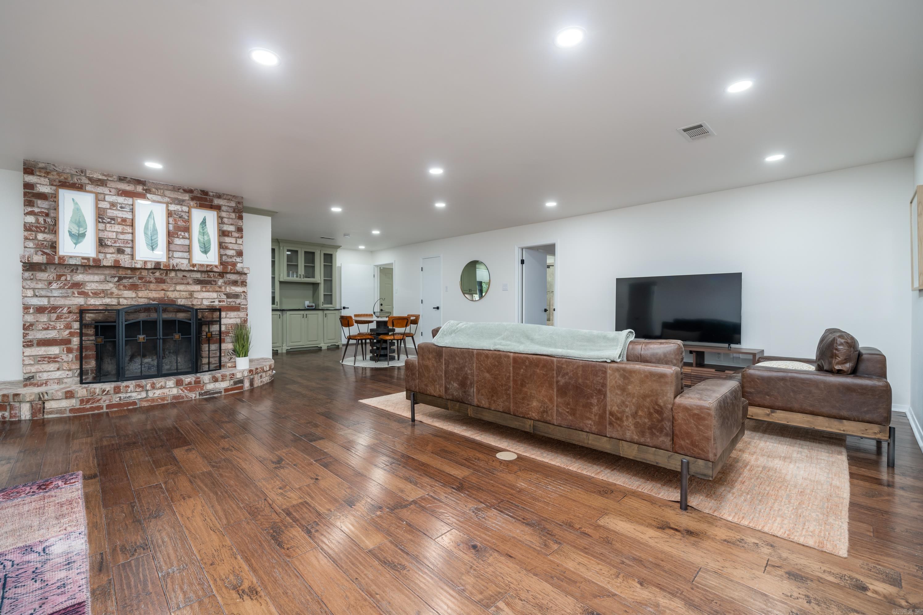 Parkshores #2 - Residential