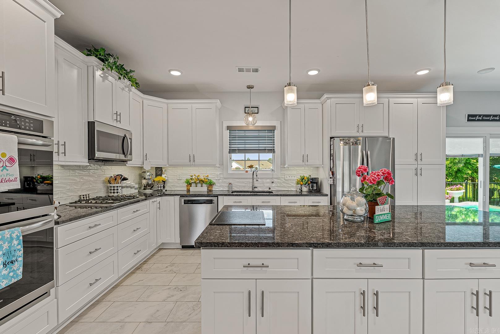 SILO RIDGE ESTATES - Residential