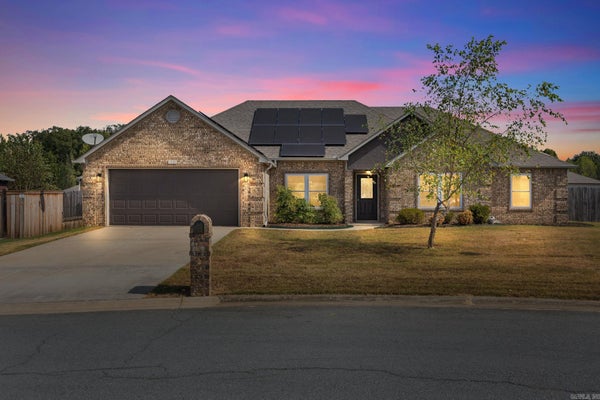 135 HARVICK CIR, CABOT, AR 72023 - Image e0015496e1dfbb3486eb9db0fffce4f8/3946108106
