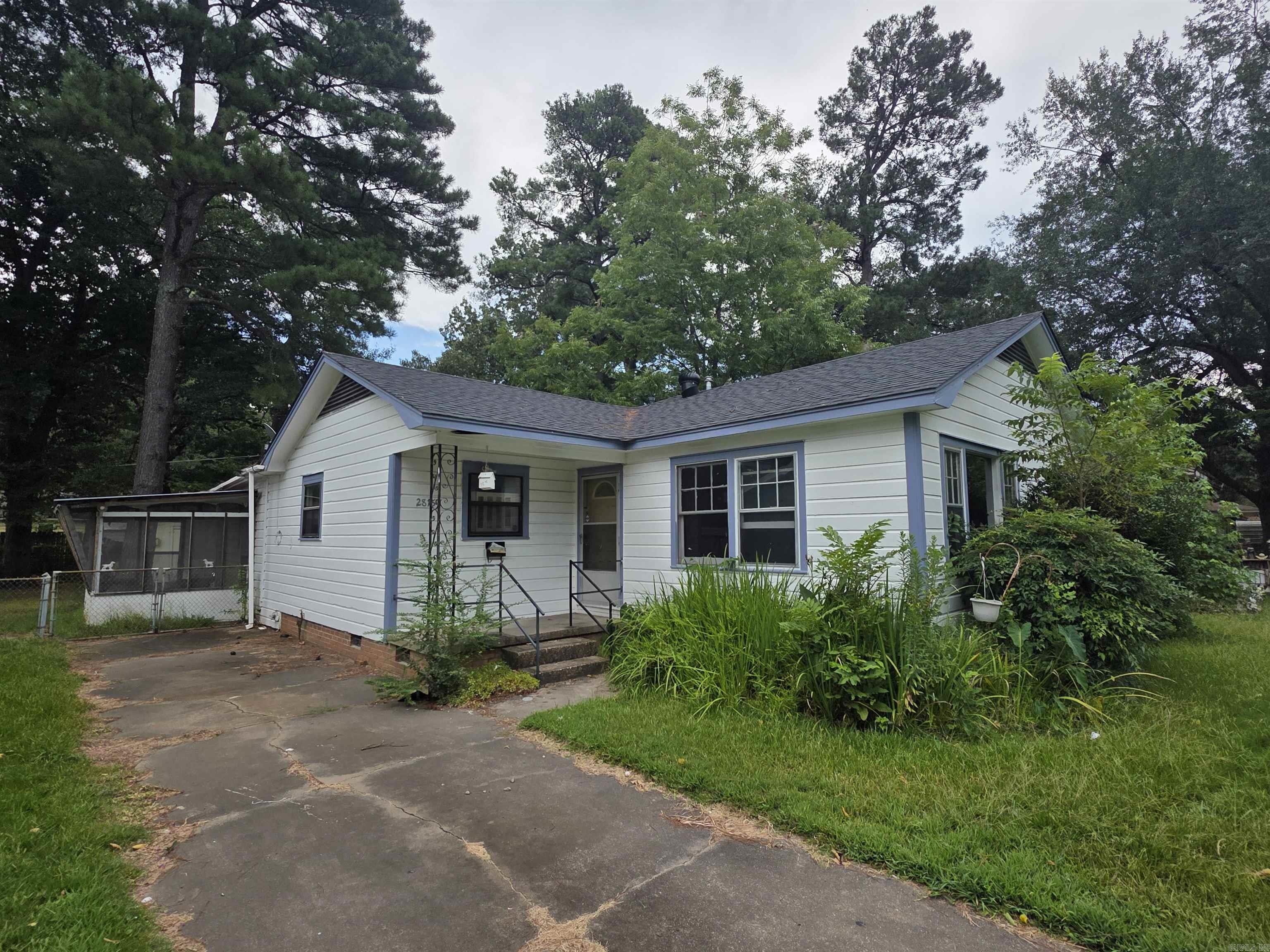 There is great opportunity with this home located near shopping and restaurants. With a little work, this property would make a great home for you or as an investment. Don't wait or it may be too late! Property is being sold as-is.