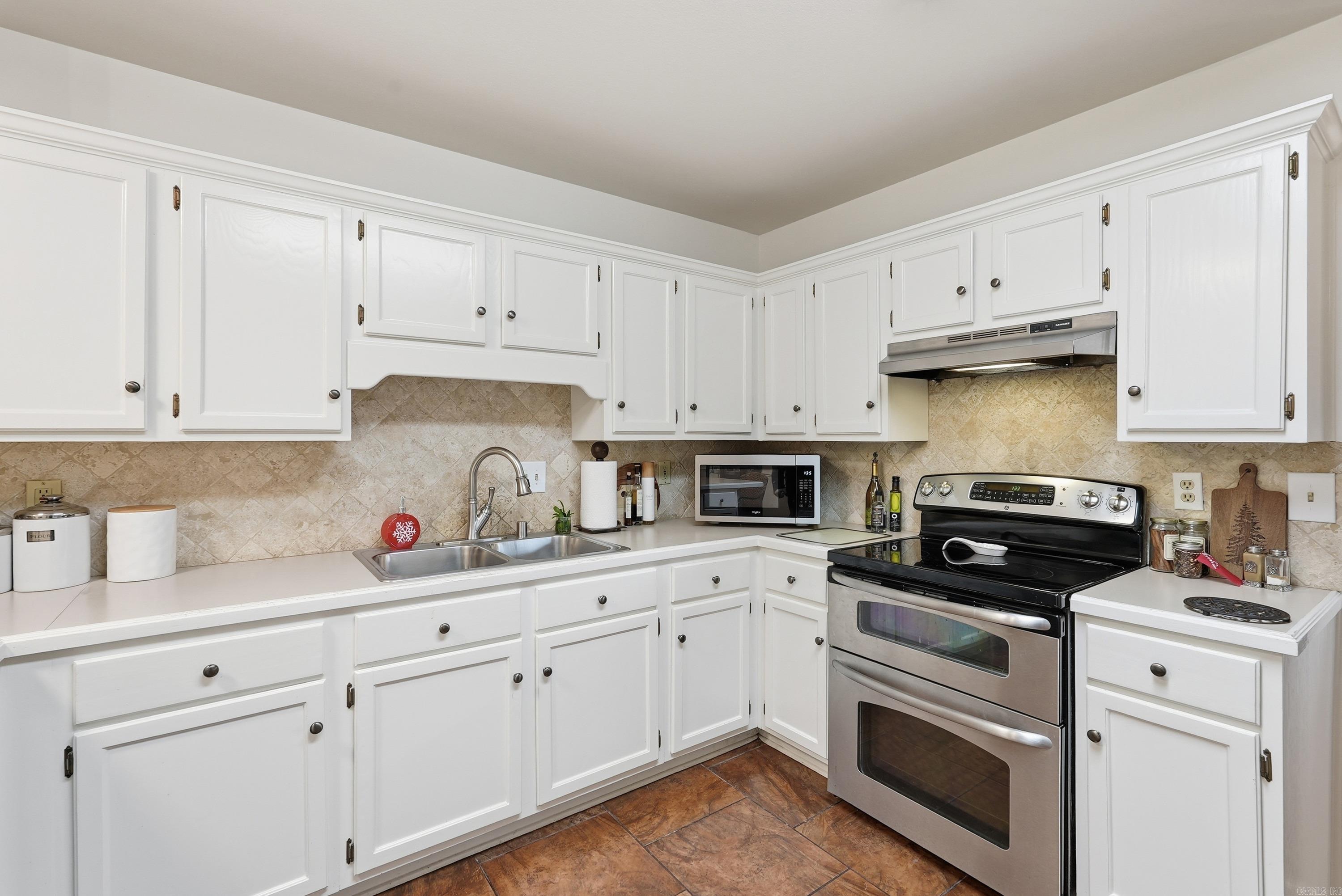 COBBLESTONE - Residential