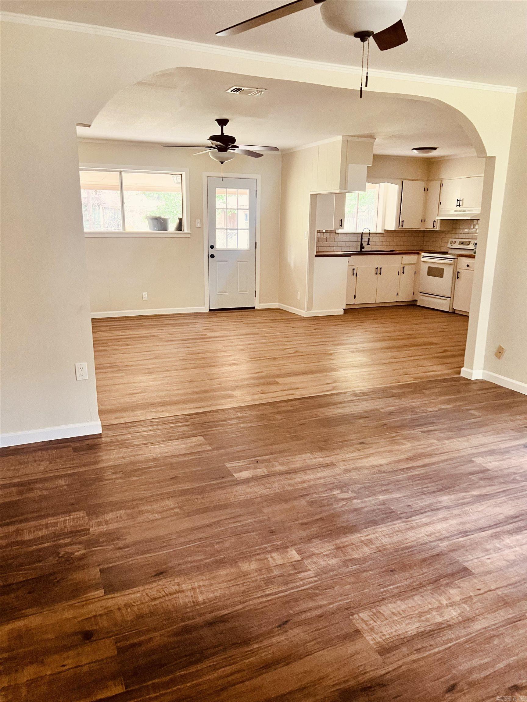 LANGHORN REV. - Residential