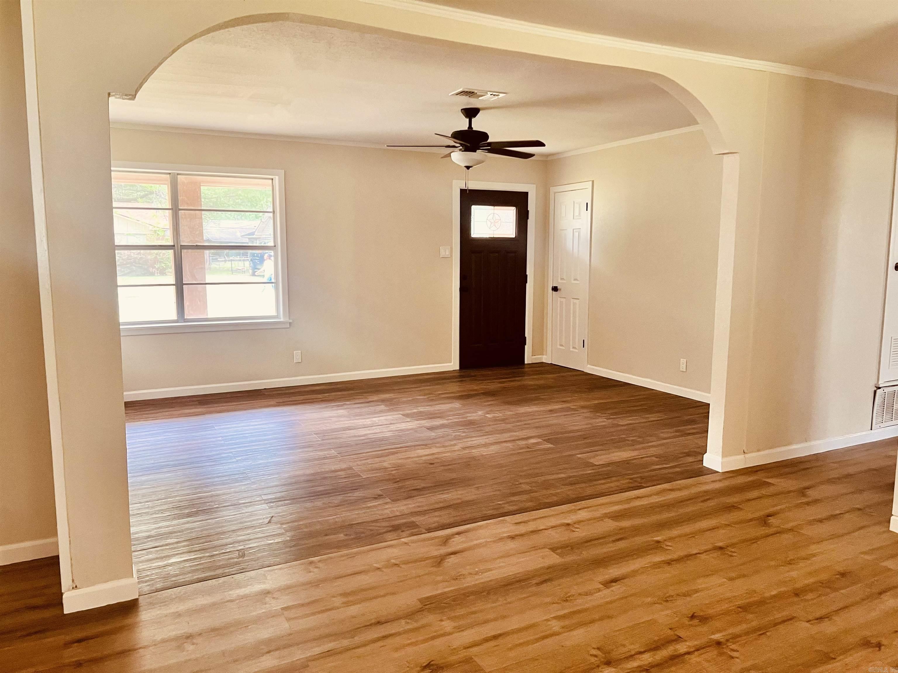 LANGHORN REV. - Residential