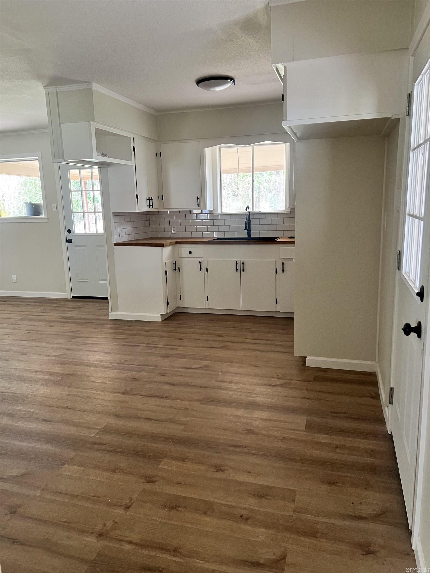 LANGHORN REV. - Residential