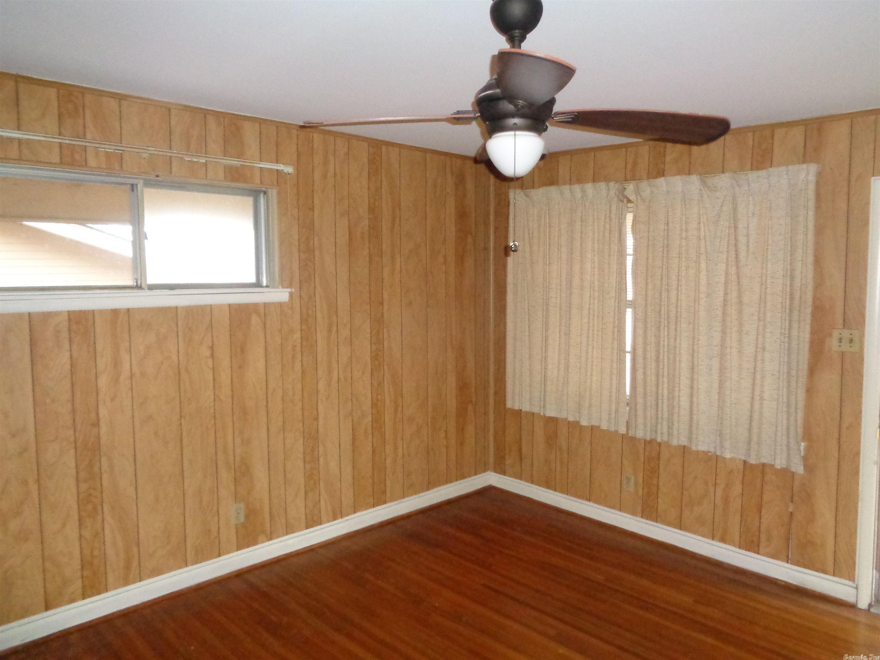 Adams Replat No 1 - Residential Lease