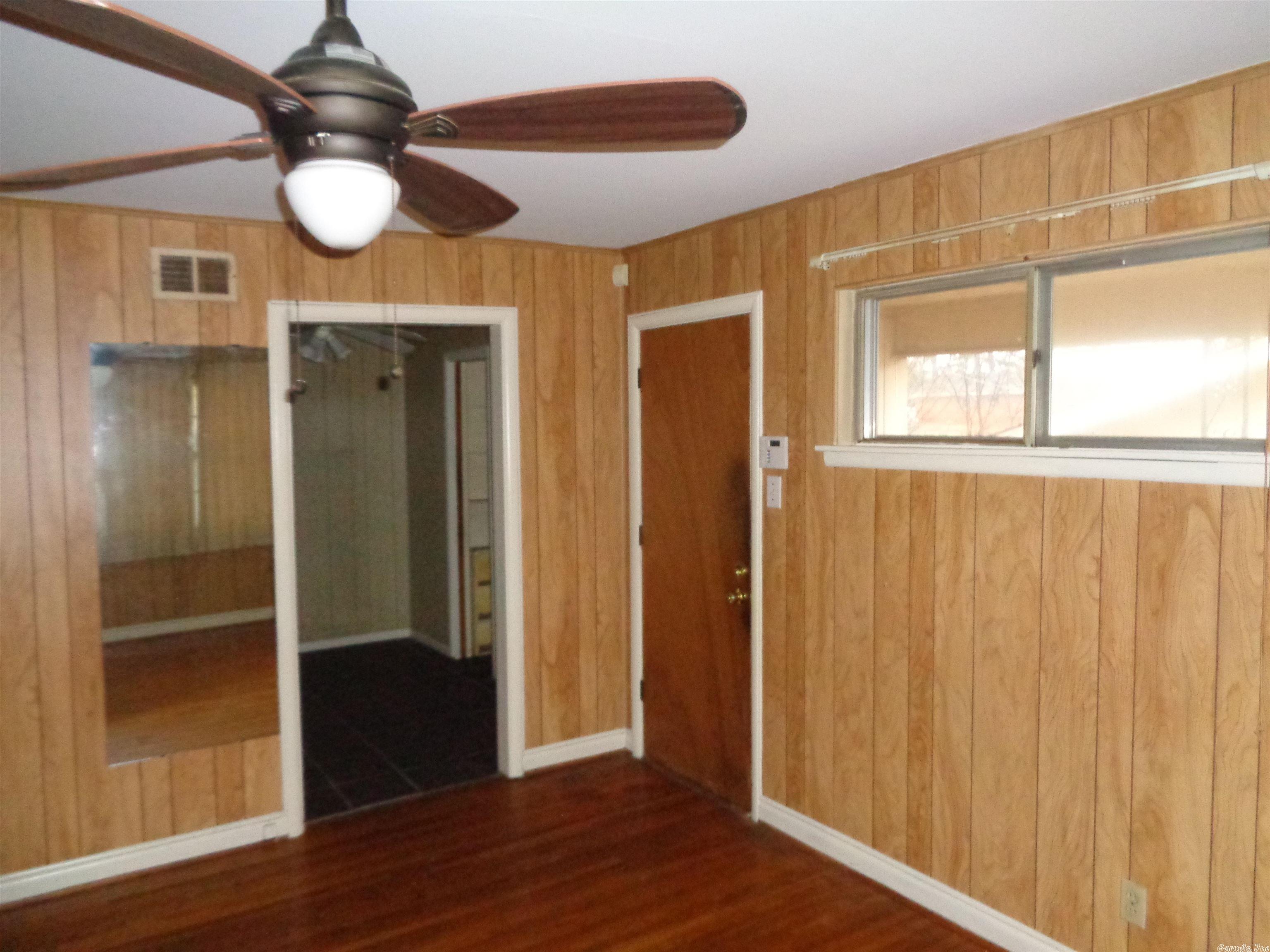 Adams Replat No 1 - Residential Lease