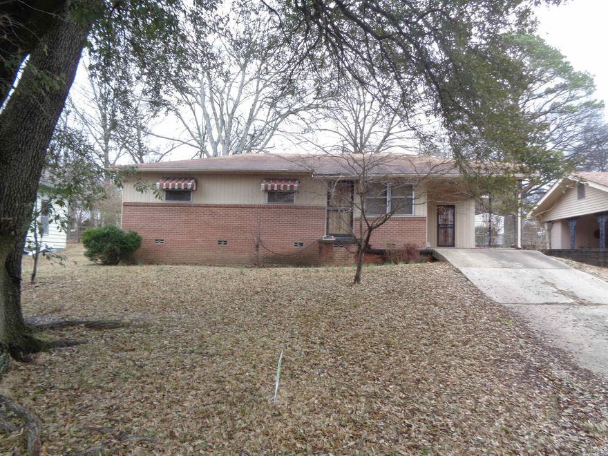 3 bedroom, 1 & 1/2 bath brick house with a large fenced backyard and a carport. Kitchen surface range and wall oven provided. Refrigerator and freezer on site only not to be repaired or replaced if they stop working. NO PETS and NO SECTION 8/HOUSING TENANTS ACCEPTED!! Call office only at 501-228-0018 to schedule an appointment to view property. Available by February 15th.