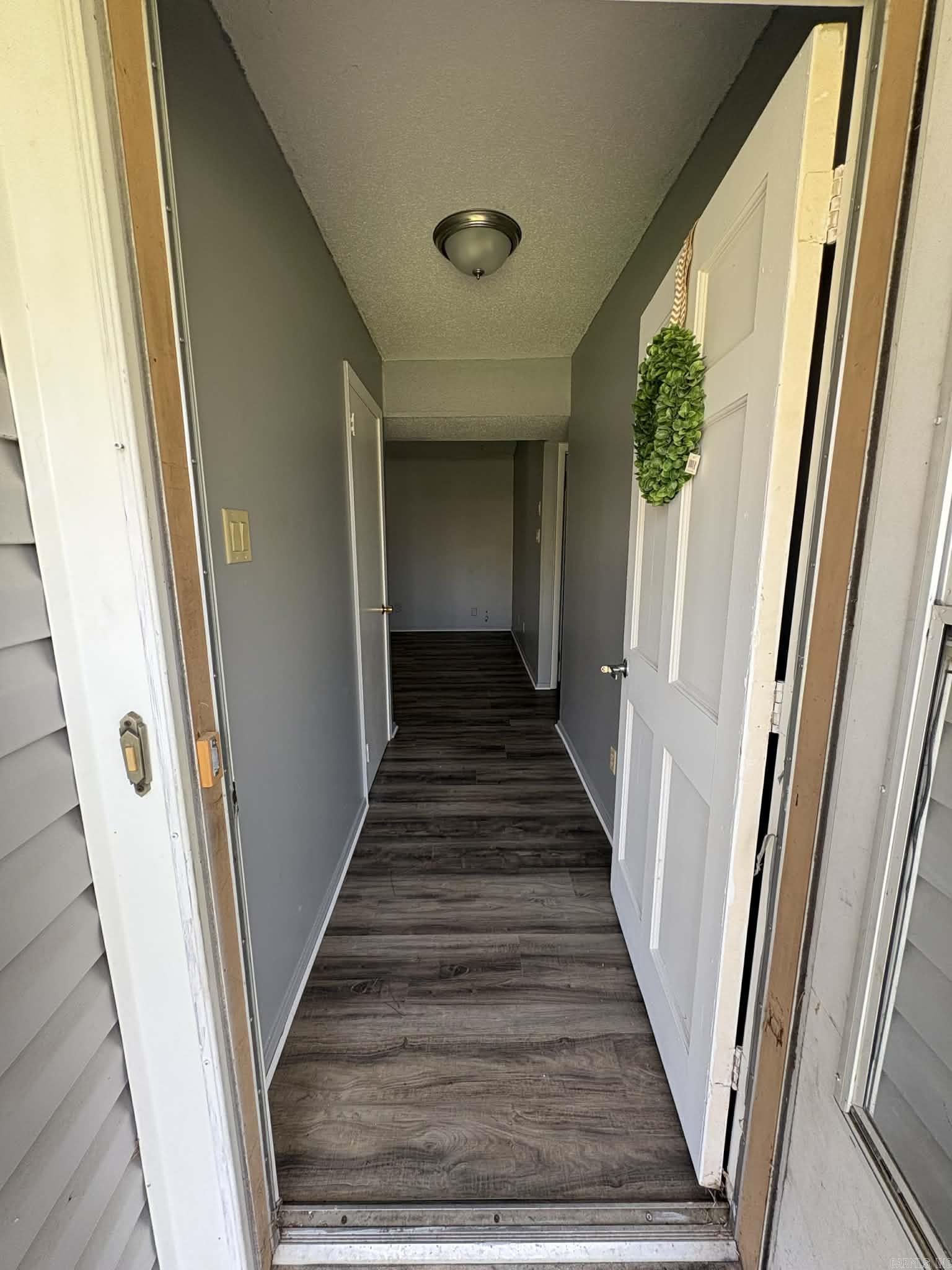 MEADOWLARK - Residential