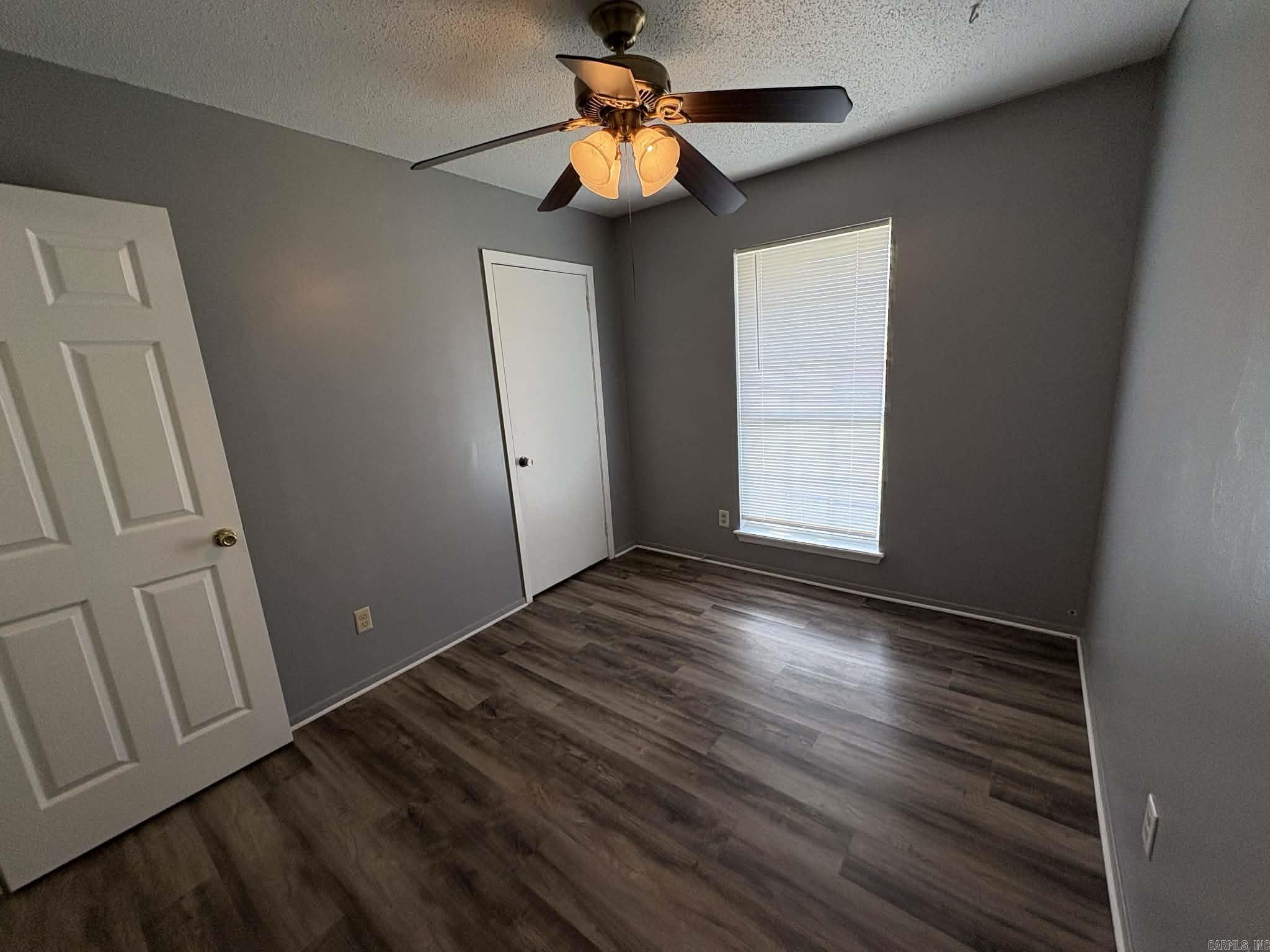 MEADOWLARK - Residential