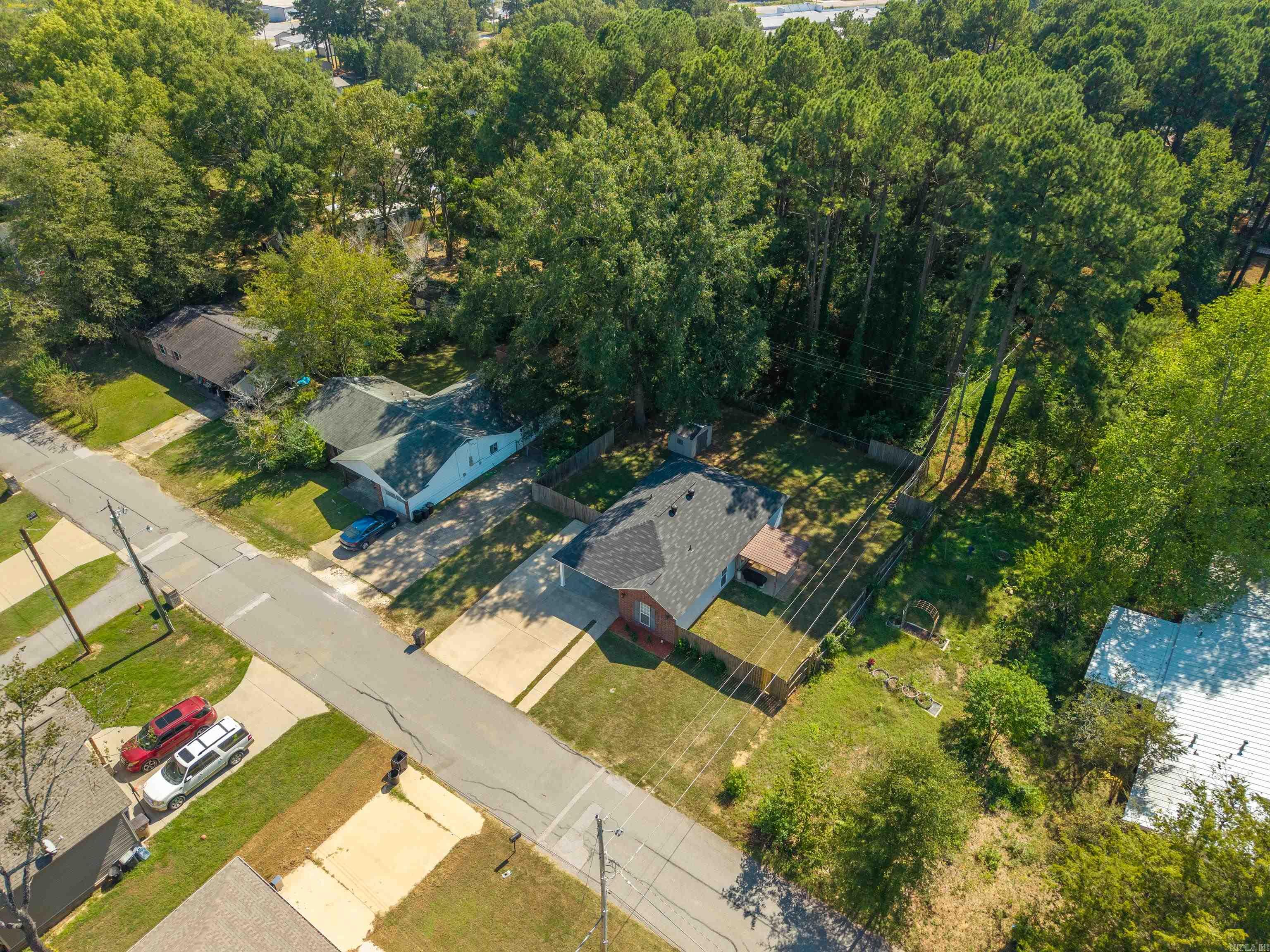 PINE GROVE - Residential