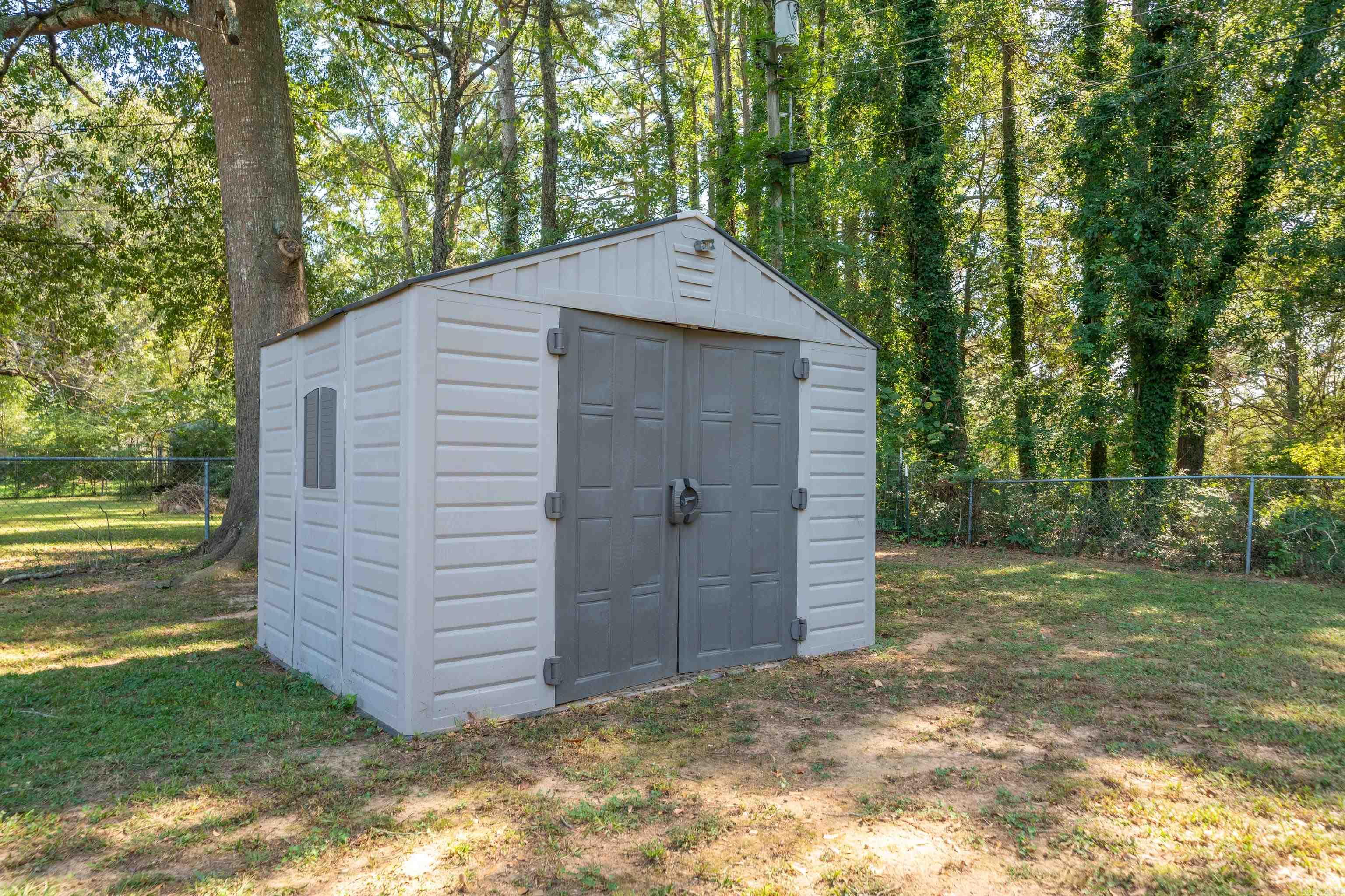 PINE GROVE - Residential