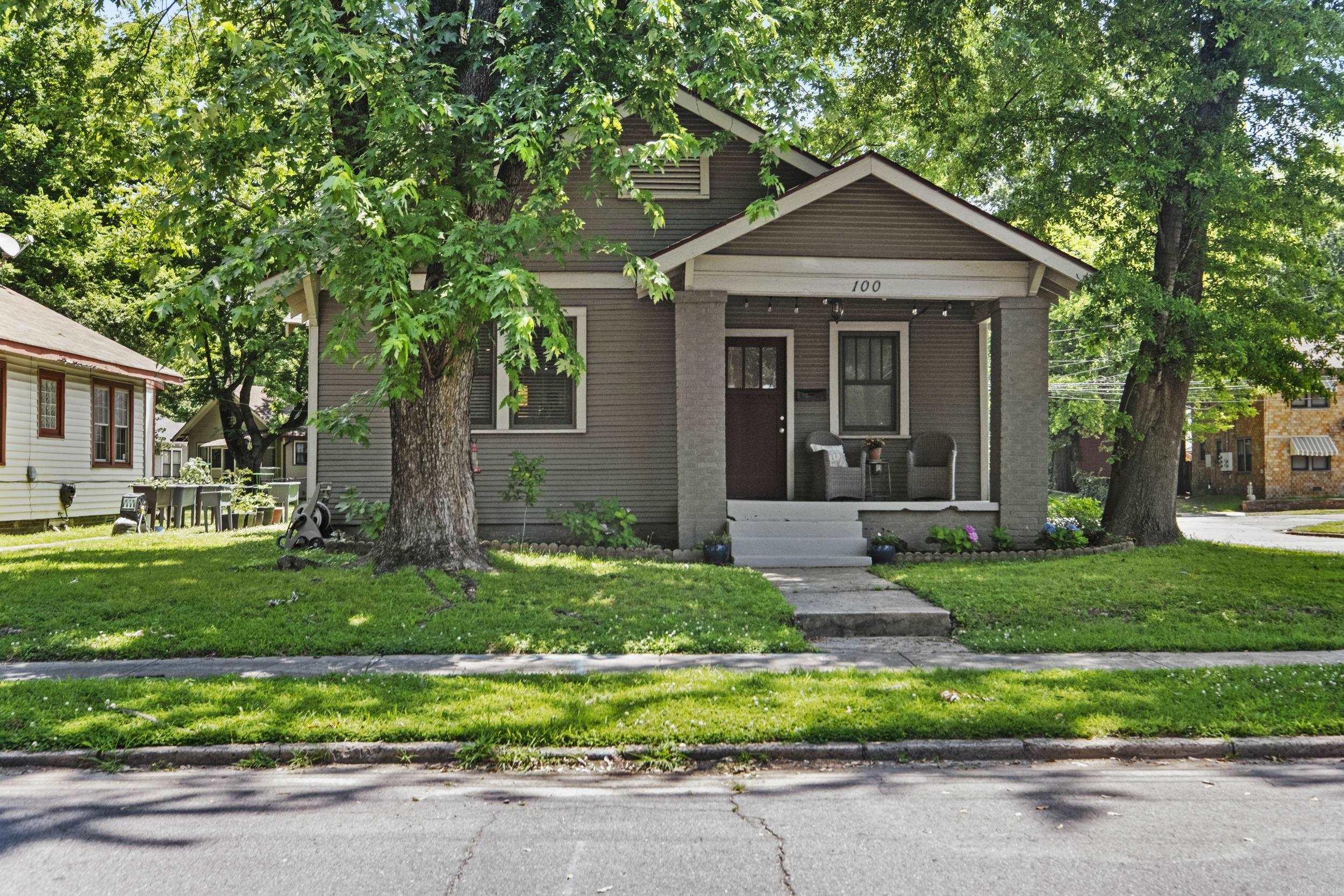 MELROSE PLACE ADDN - Residential