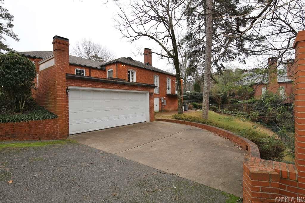 Elmo Walker - Residential