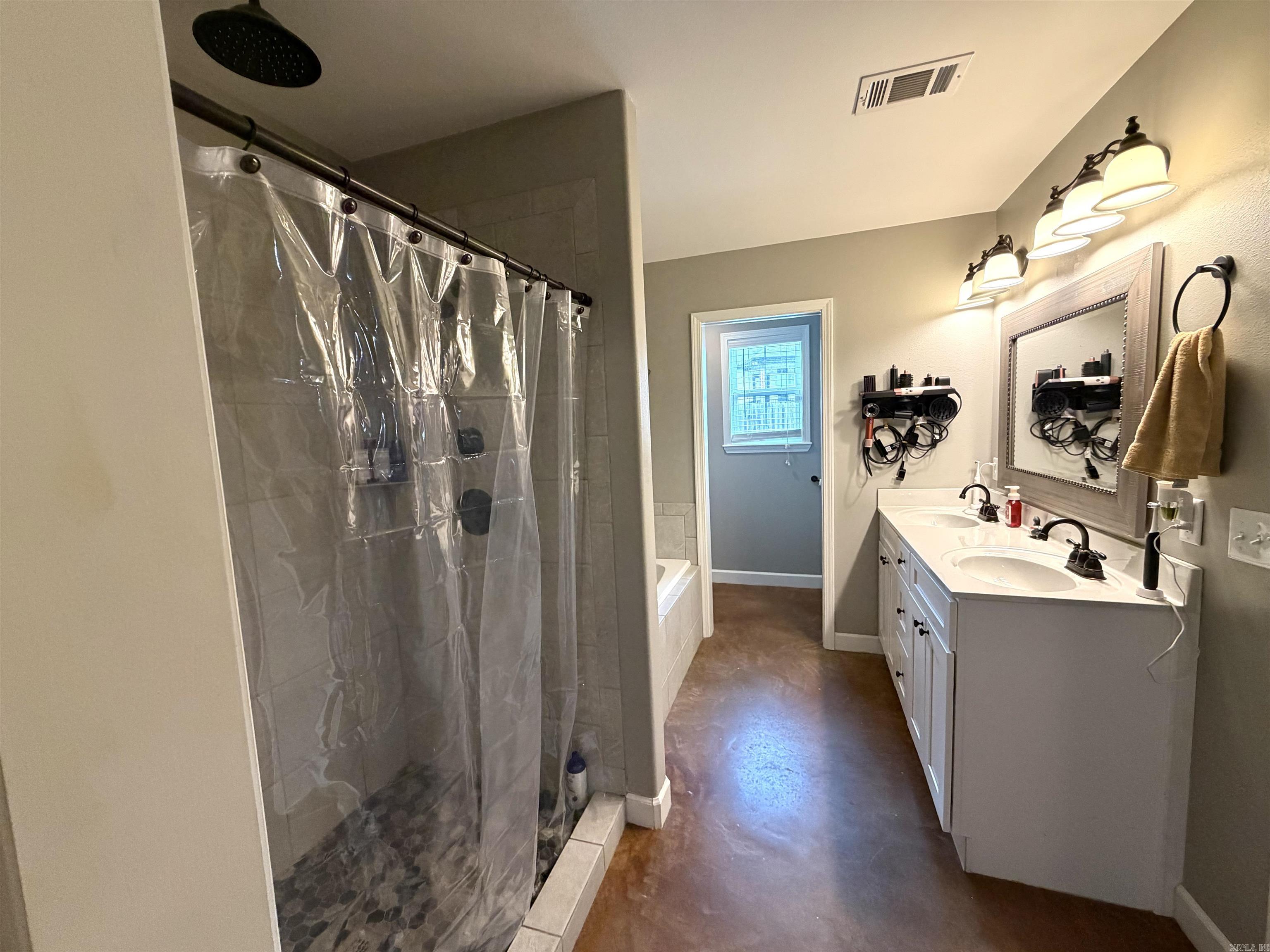 LAUREL COURT SUBDIVISION - Residential