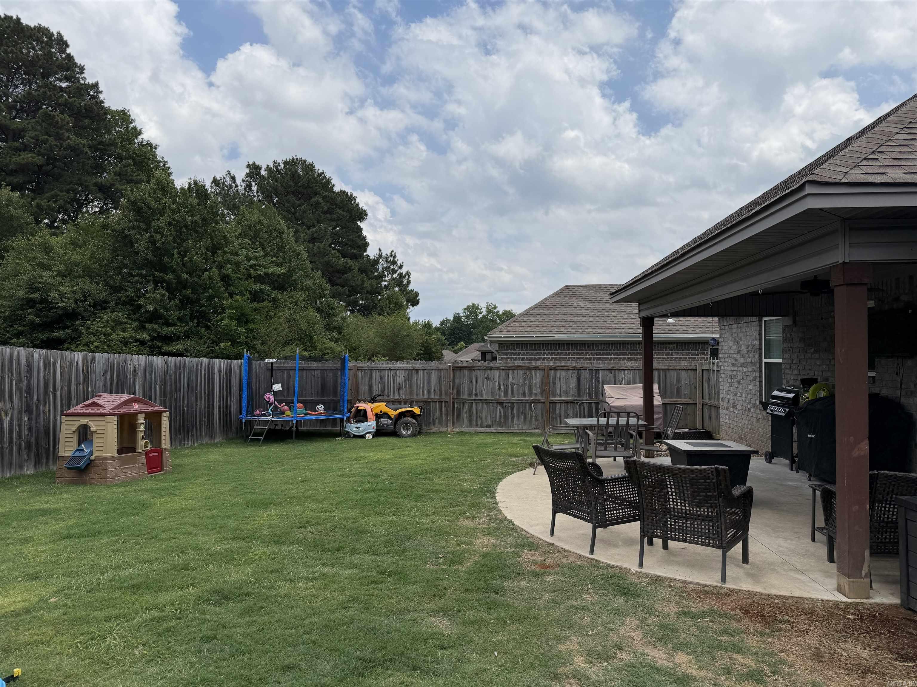 LAUREL COURT SUBDIVISION - Residential