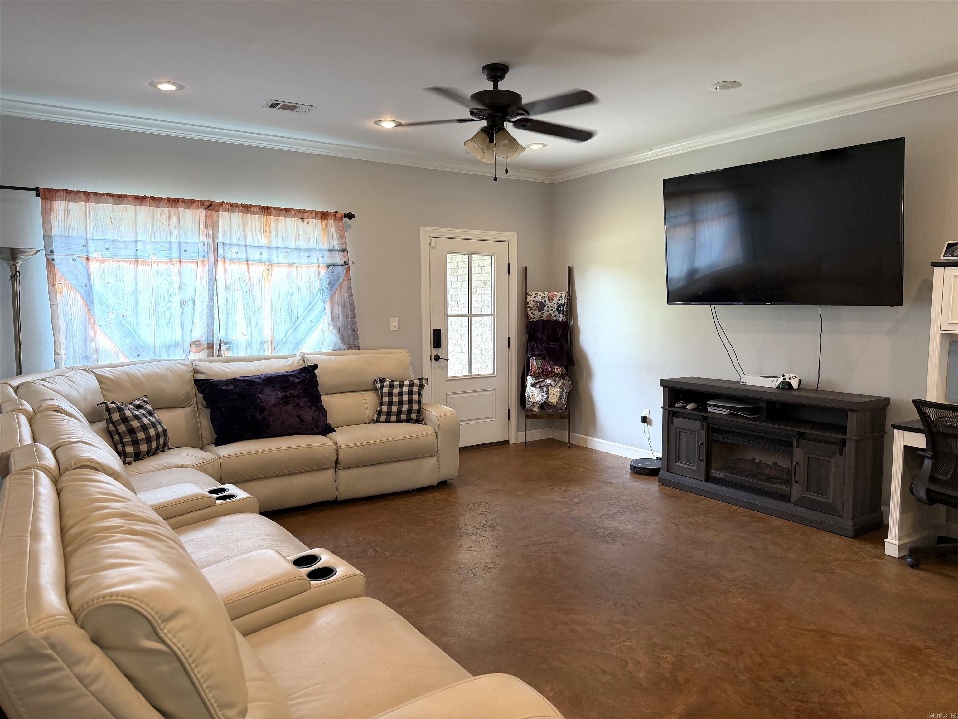 LAUREL COURT SUBDIVISION - Residential
