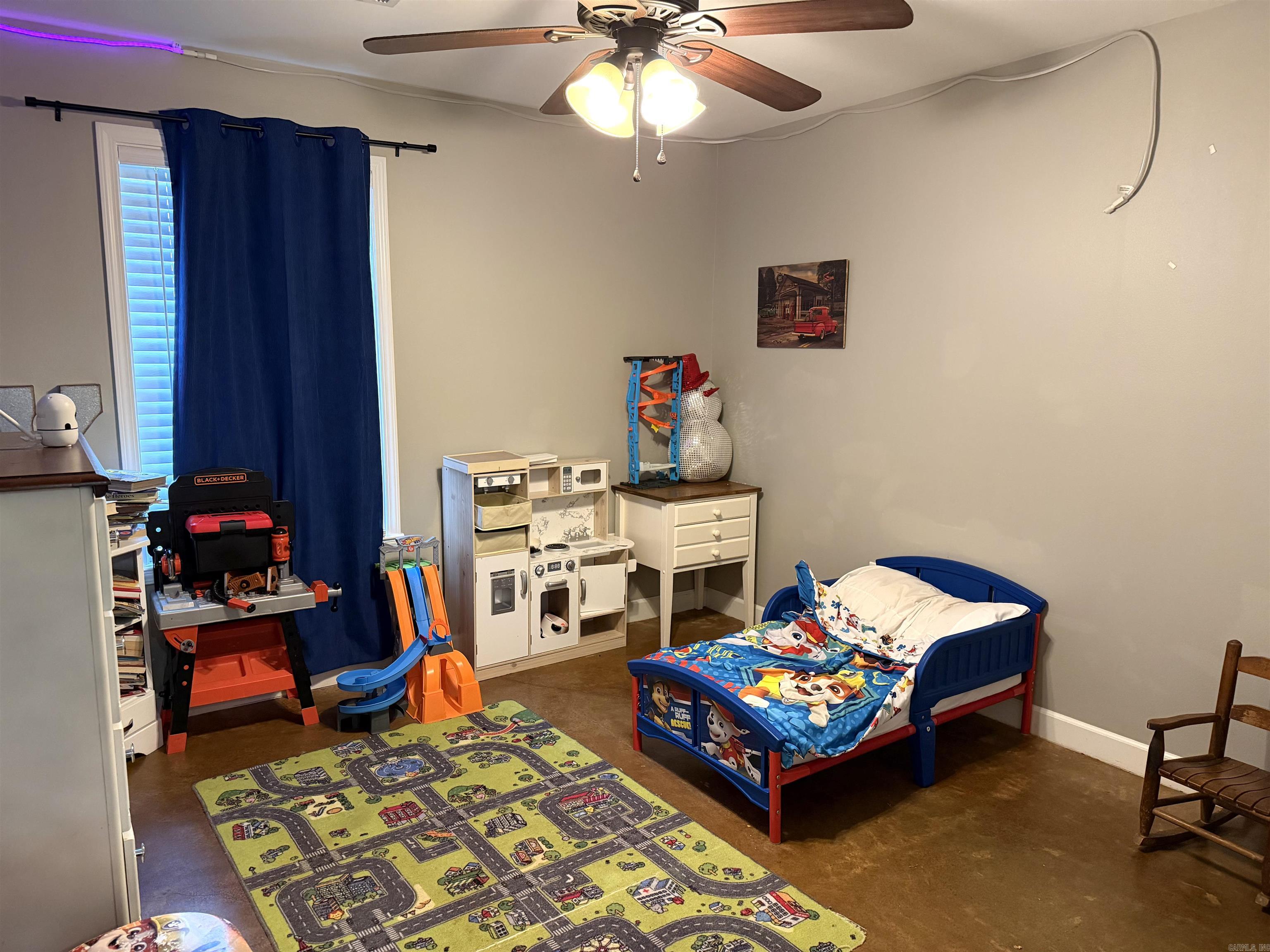 LAUREL COURT SUBDIVISION - Residential