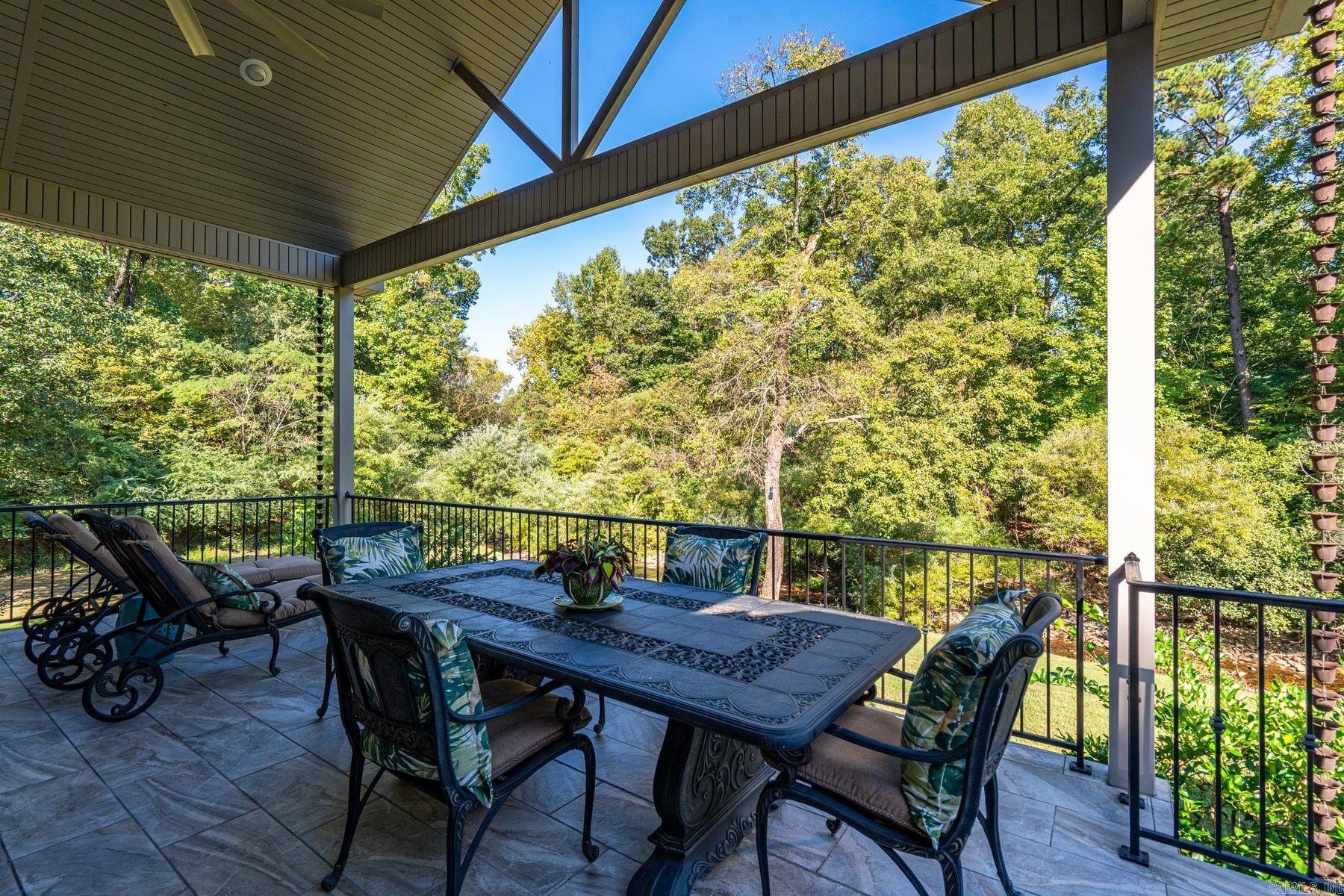 EAGLE ROCK - Residential