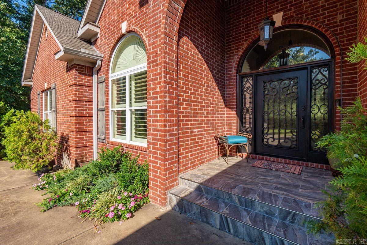 EAGLE ROCK - Residential