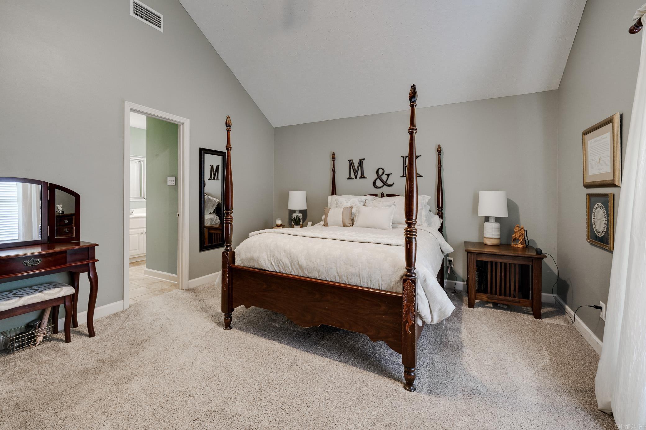 NORTHLAKE - Residential