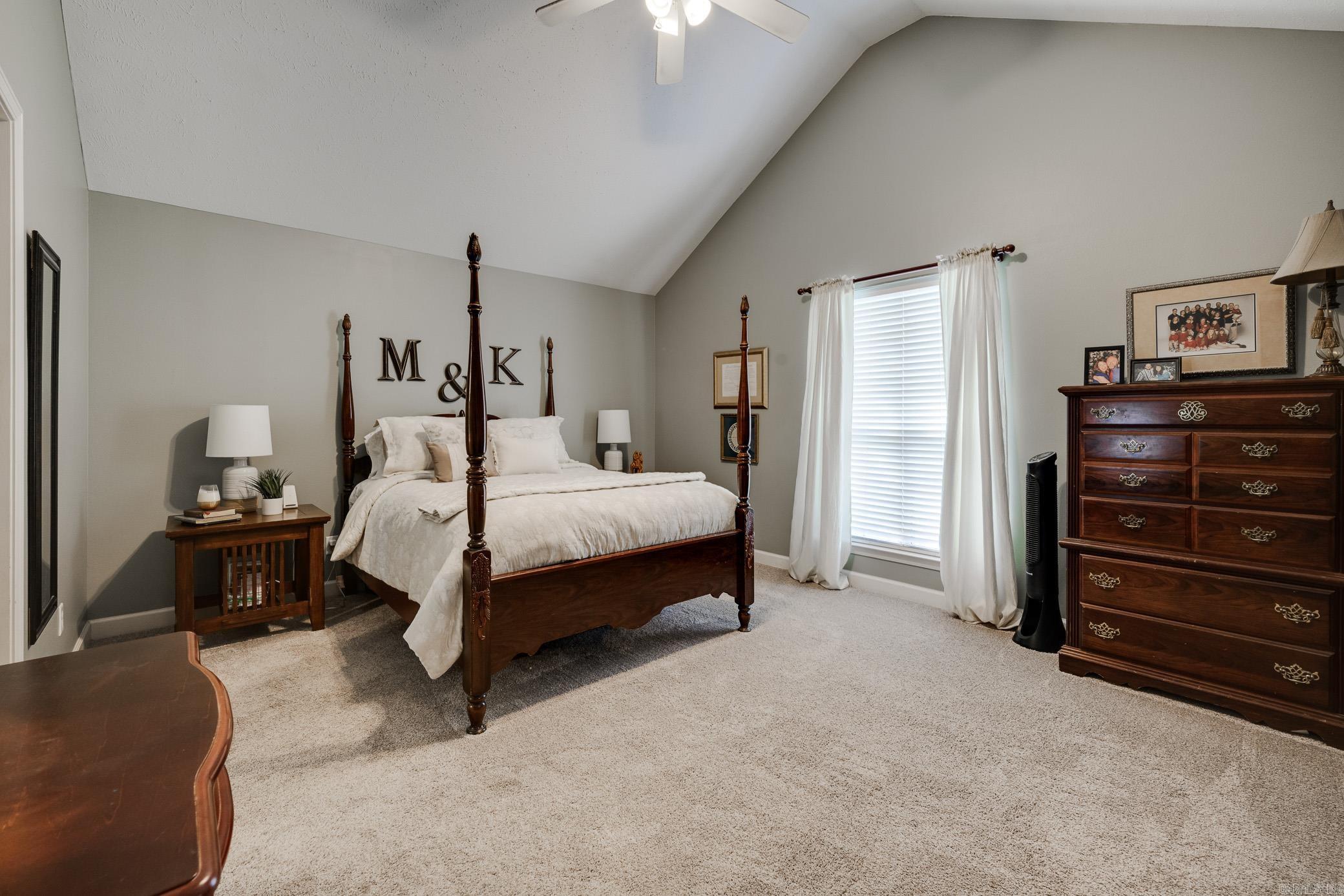 NORTHLAKE - Residential