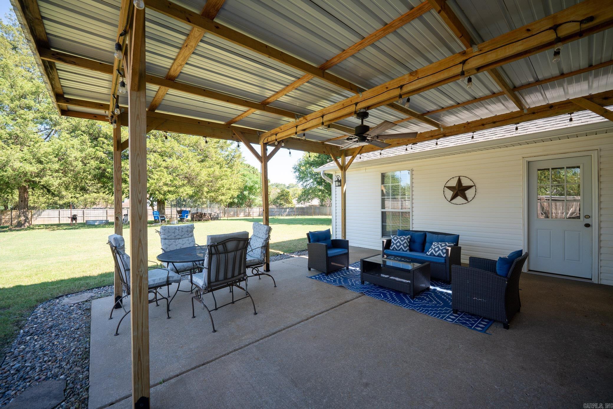 NORTHLAKE - Residential