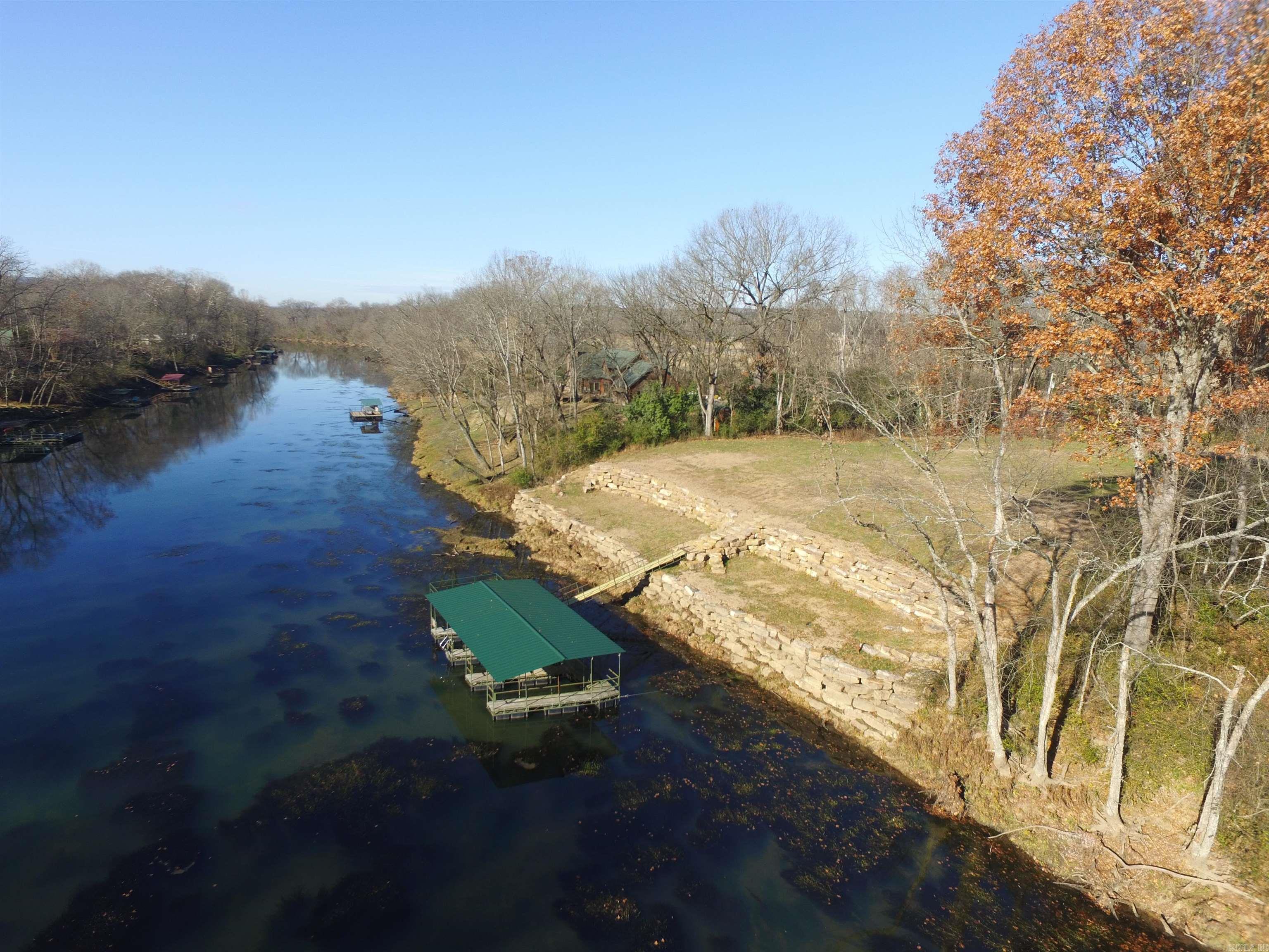 RIVER BEND - Land