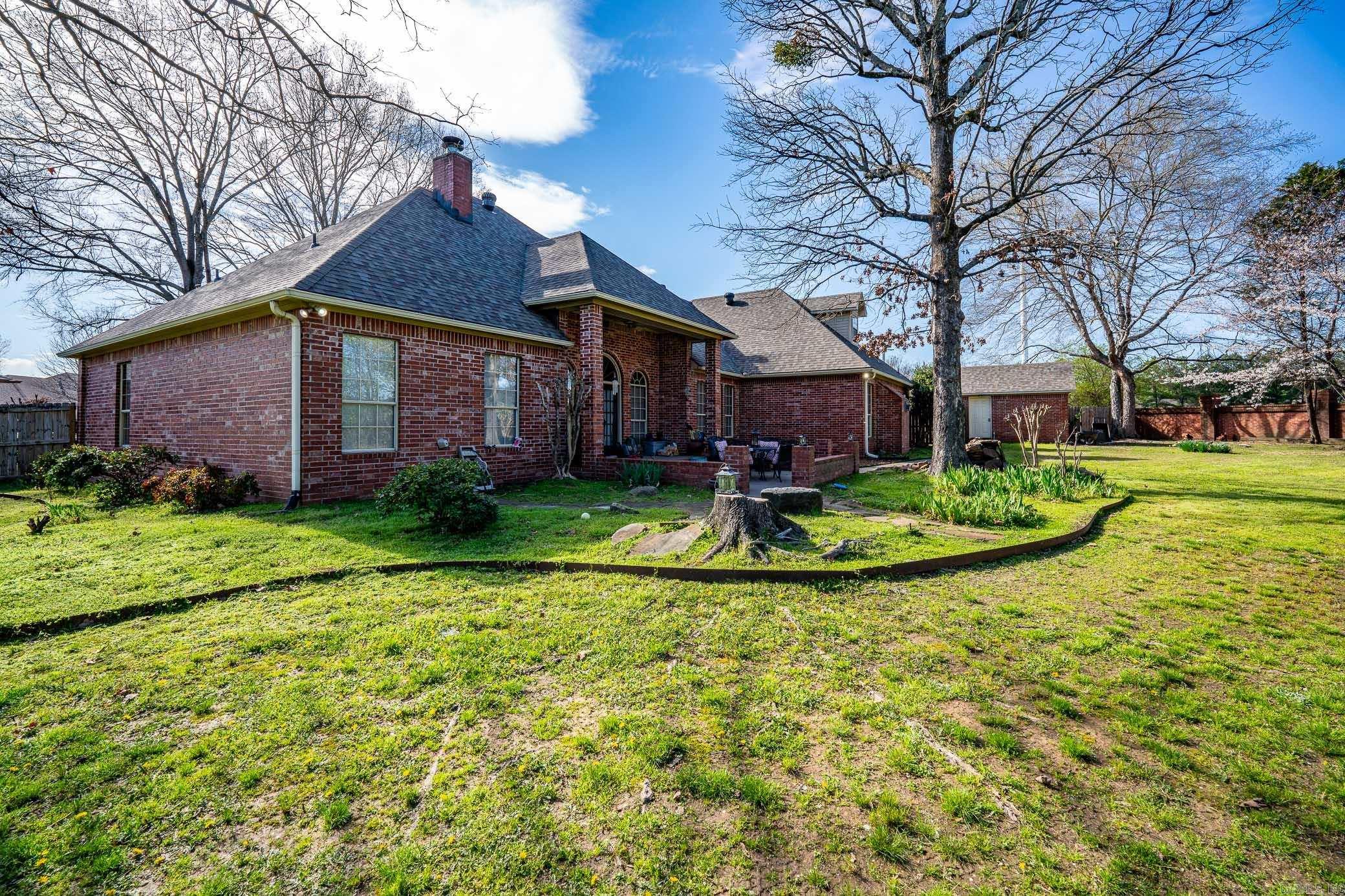 Royal Oaks - Residential