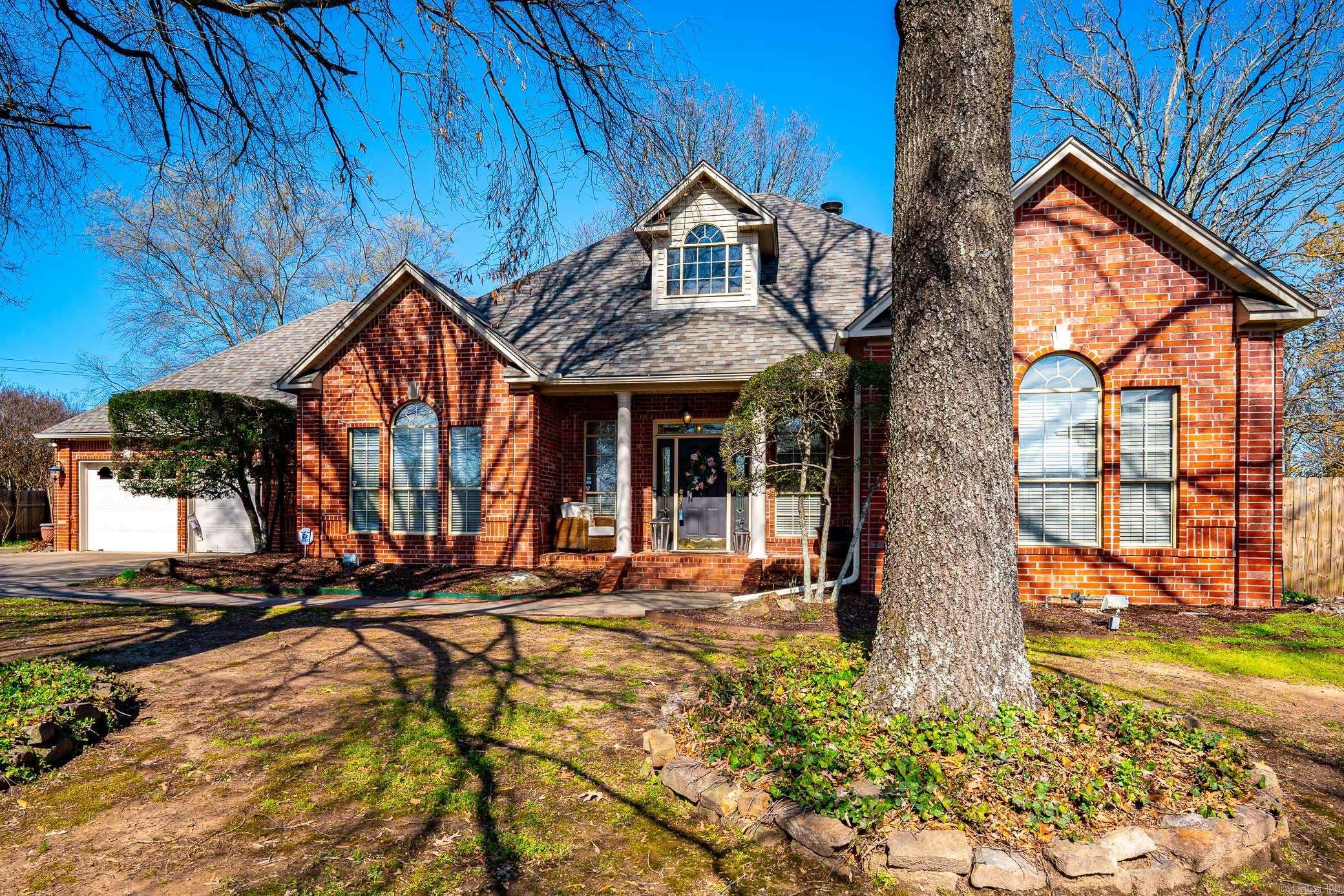 Royal Oaks - Residential