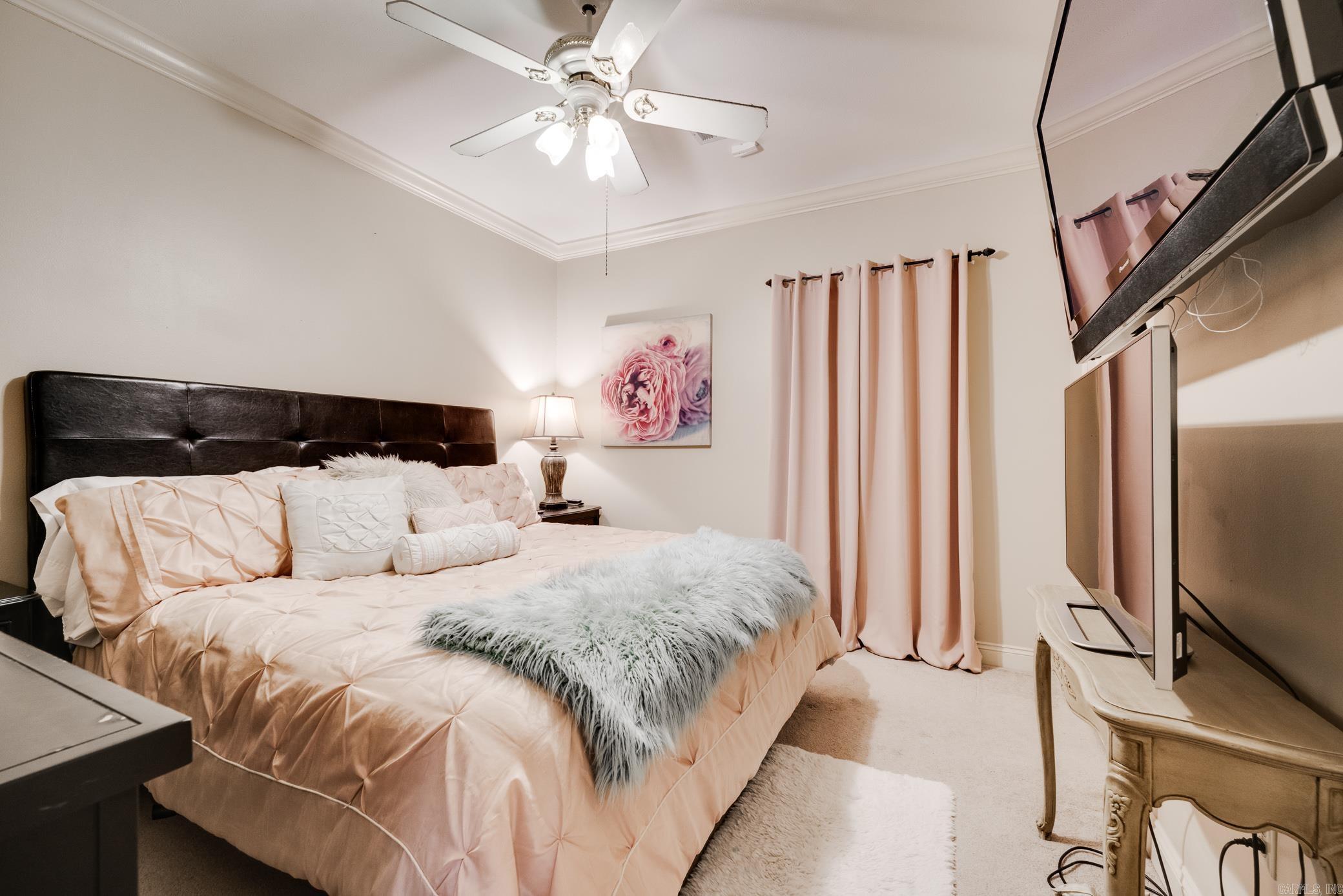 Royal Oaks - Residential