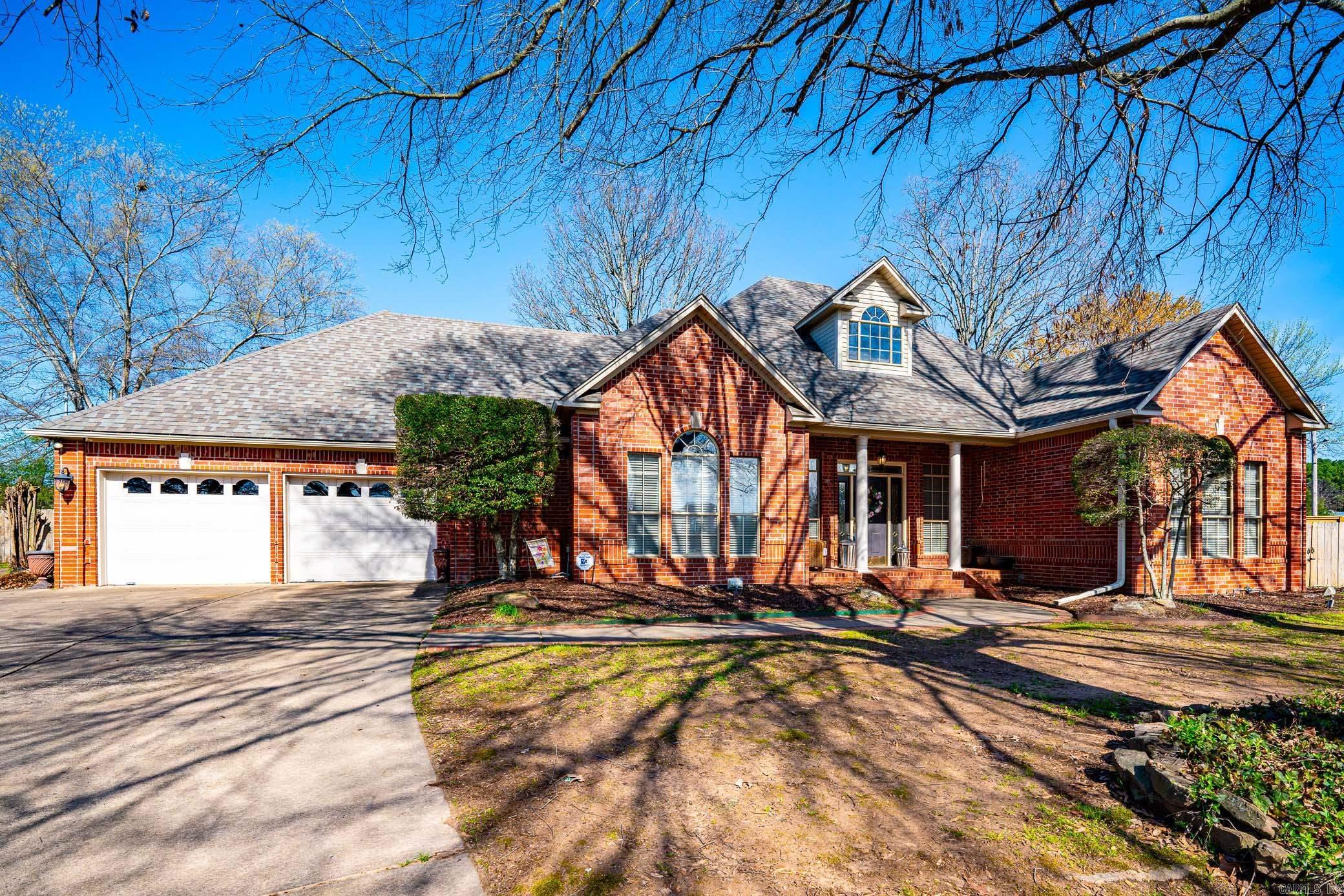 Royal Oaks - Residential