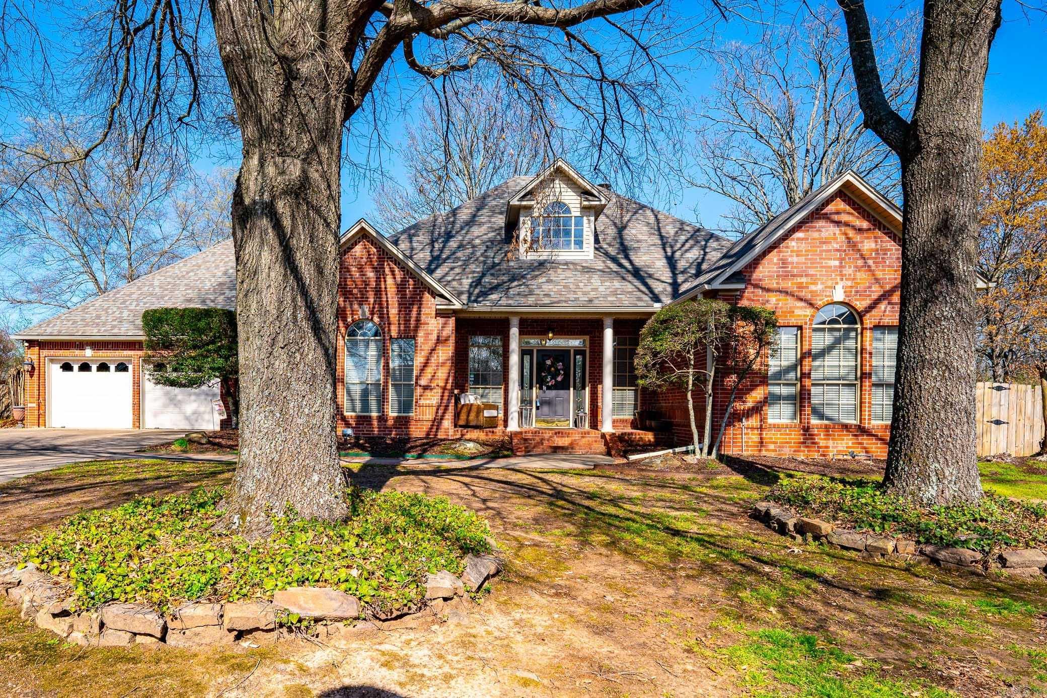 Royal Oaks - Residential