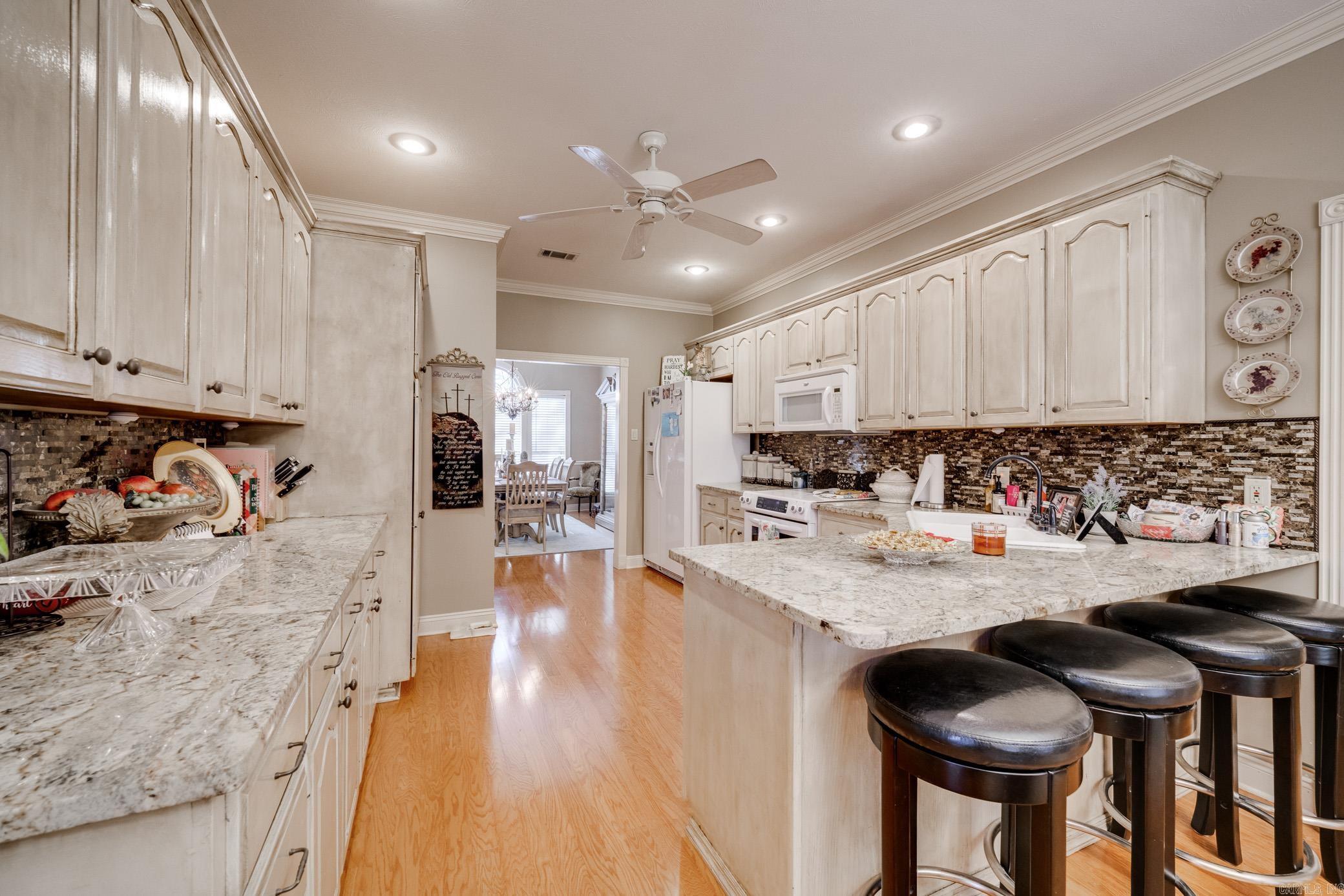 Royal Oaks - Residential