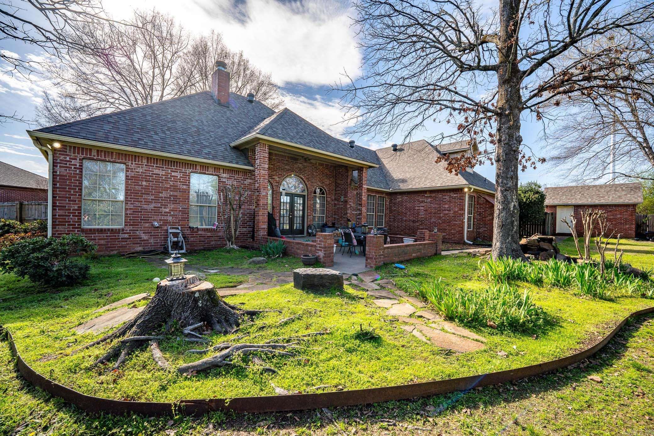 Royal Oaks - Residential