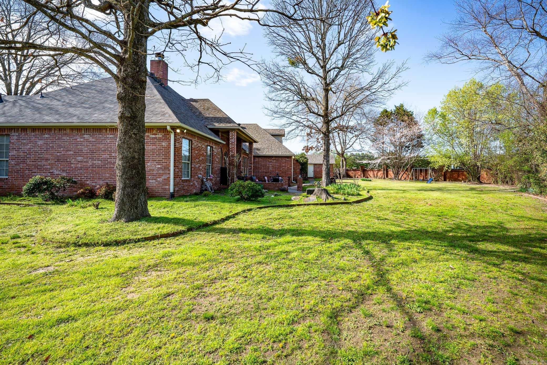 Royal Oaks - Residential