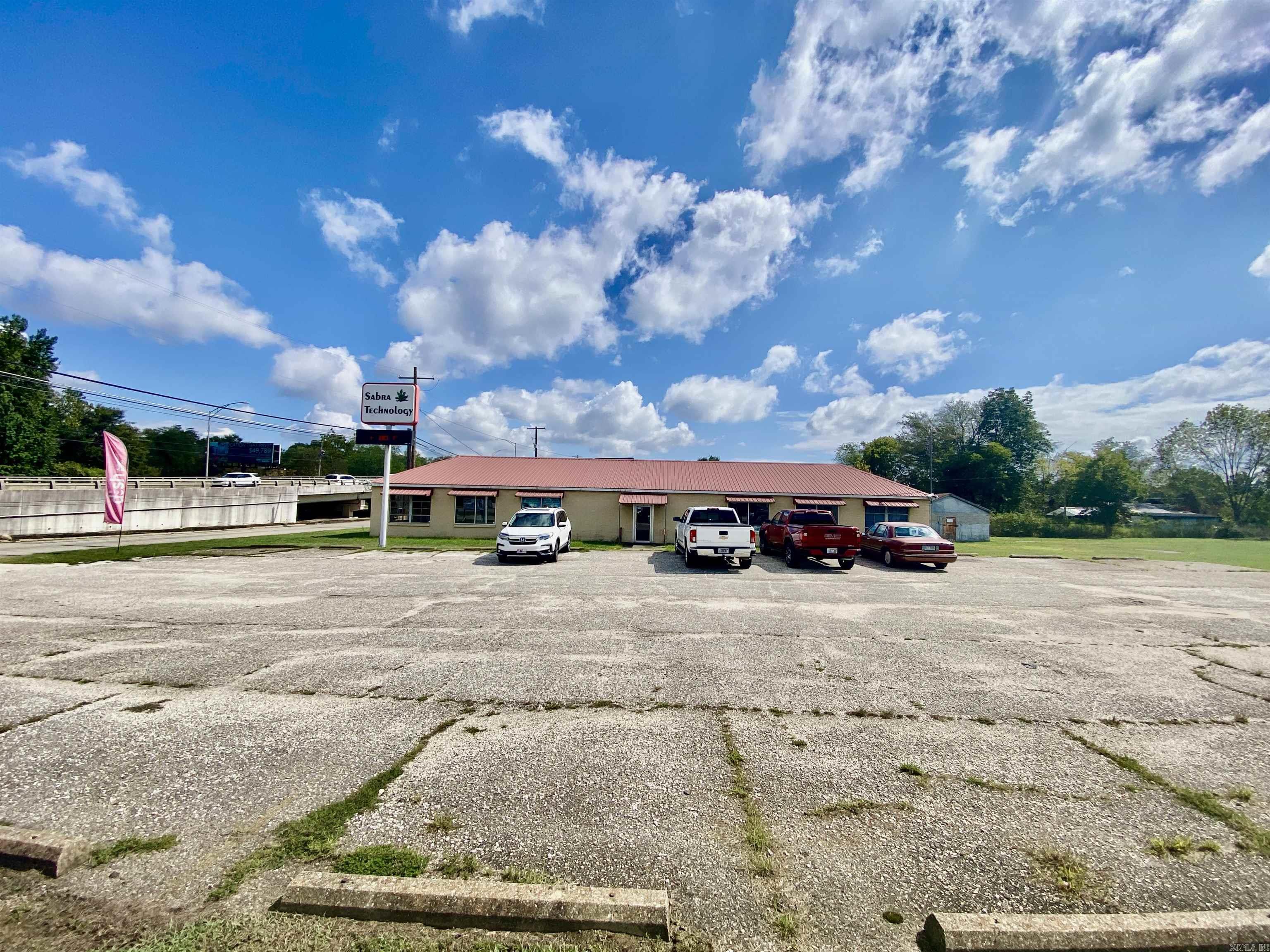 Lund and Hill Origtownmal - Commercial Sale