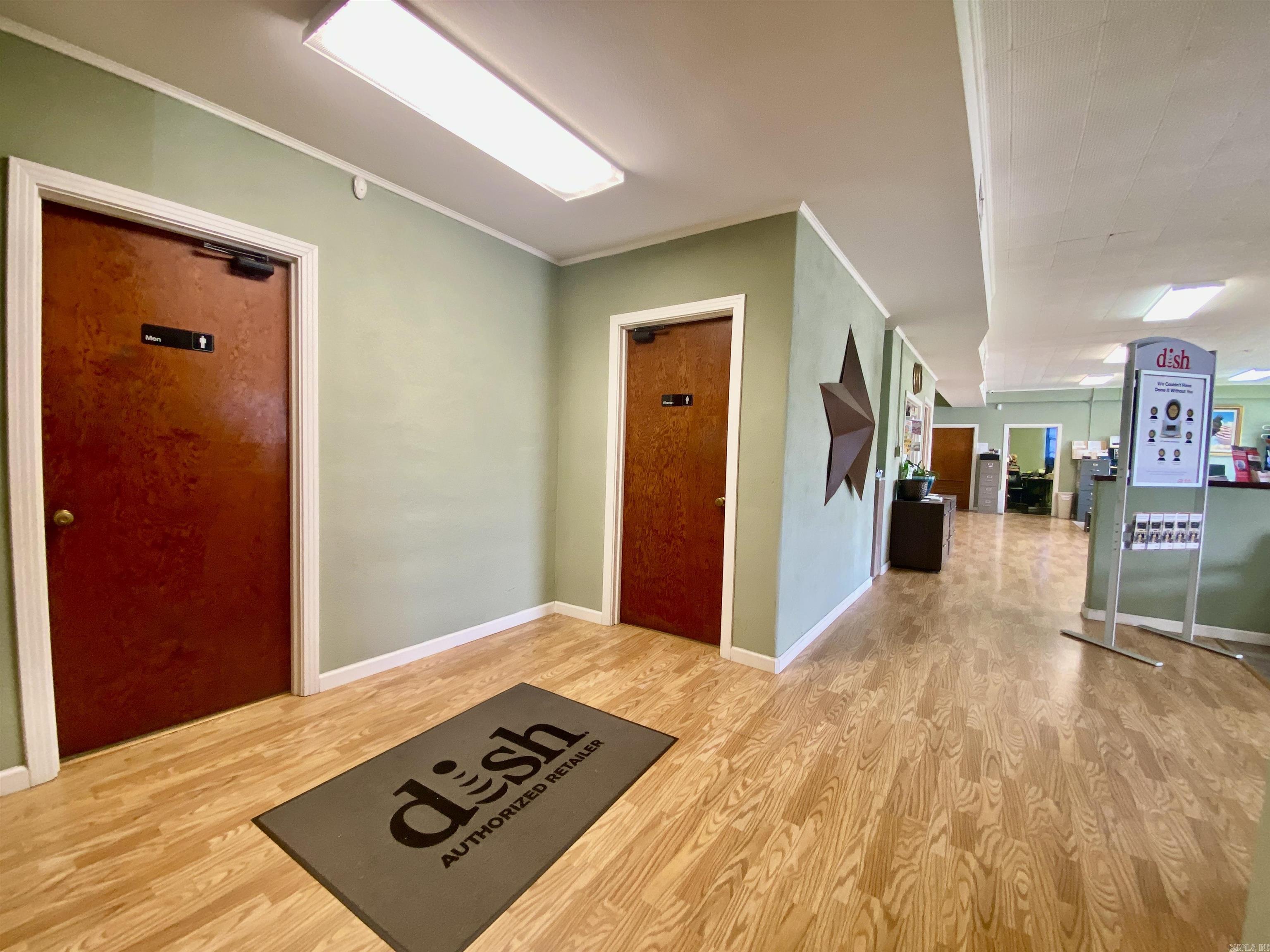 Lund and Hill Origtownmal - Commercial Sale